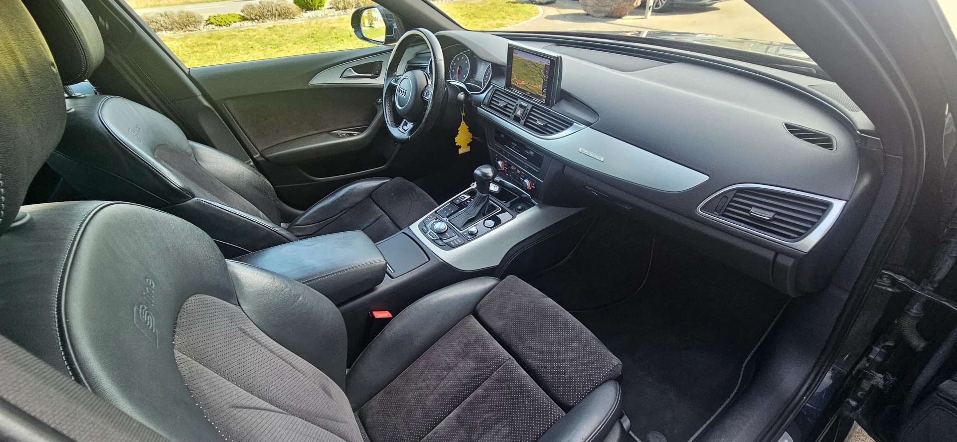 AUDI A6 Avant 3.0 TFSI V6 quattro S-tronic-image-8