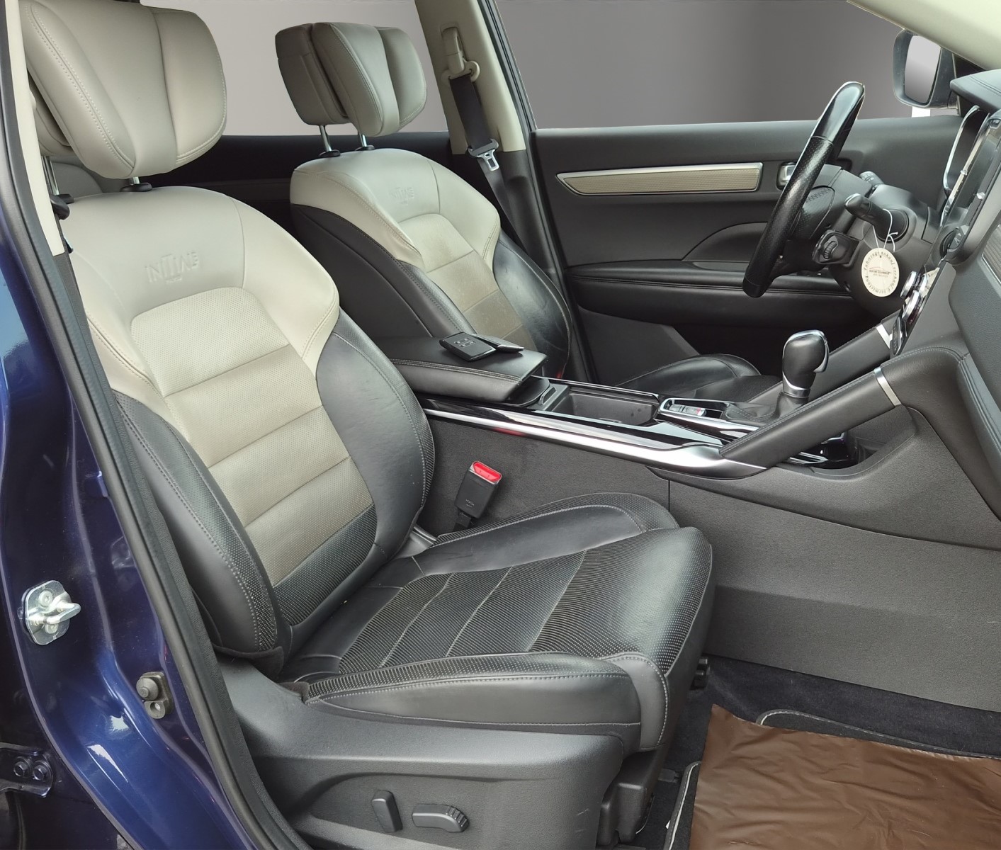 RENAULT Koleos 2.0 dCi Initiale Paris 4x4 Xtronic CVT-image-12