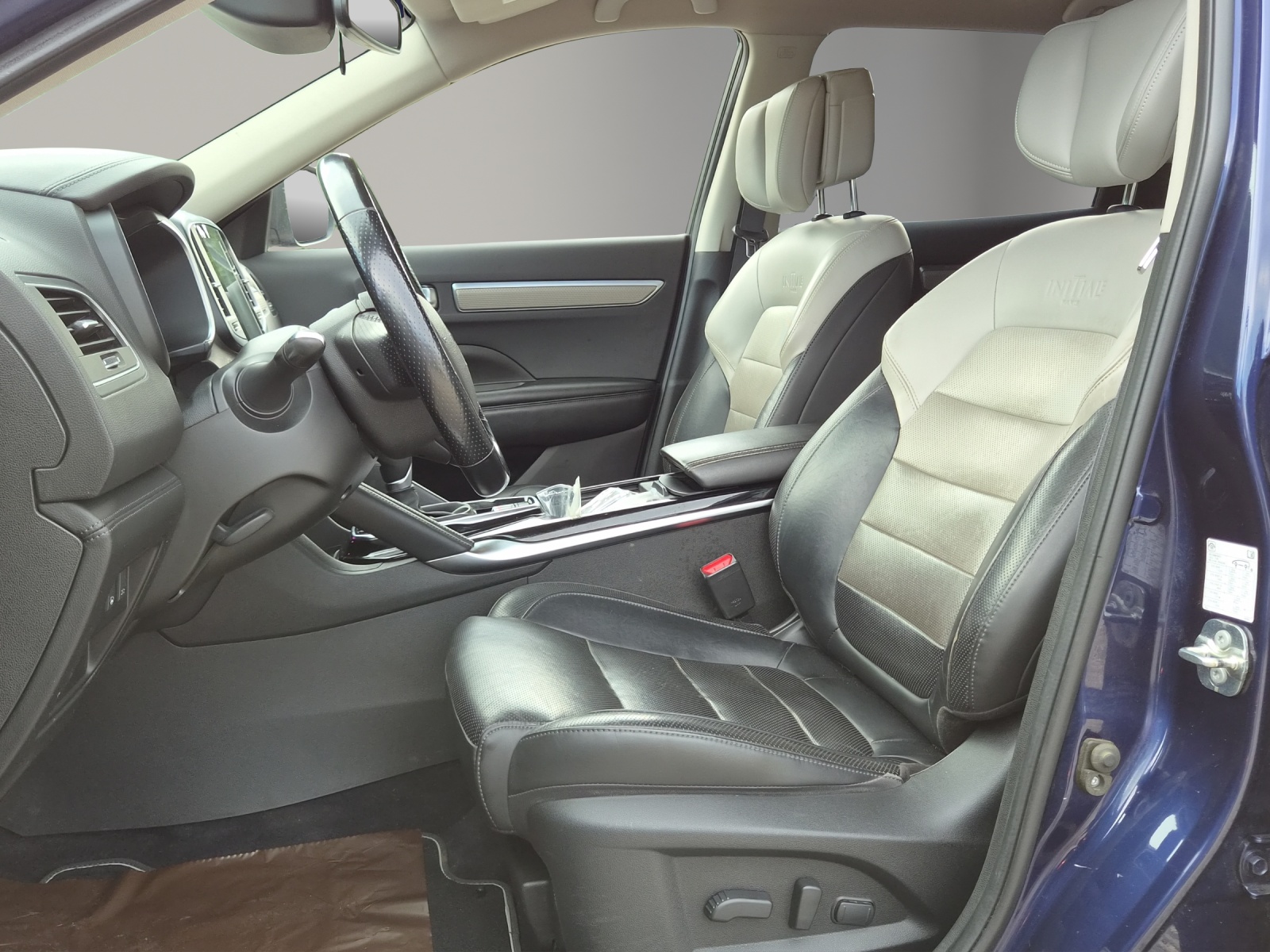 RENAULT Koleos 2.0 dCi Initiale Paris 4x4 Xtronic CVT-image-8