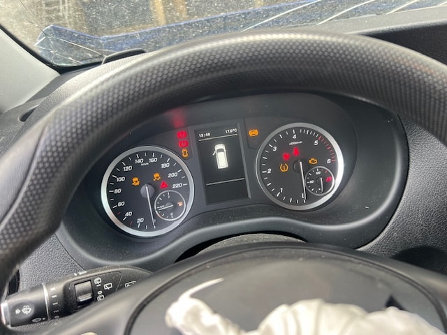 MERCEDES-BENZ Vito 116 CDI Lang Base-image-13