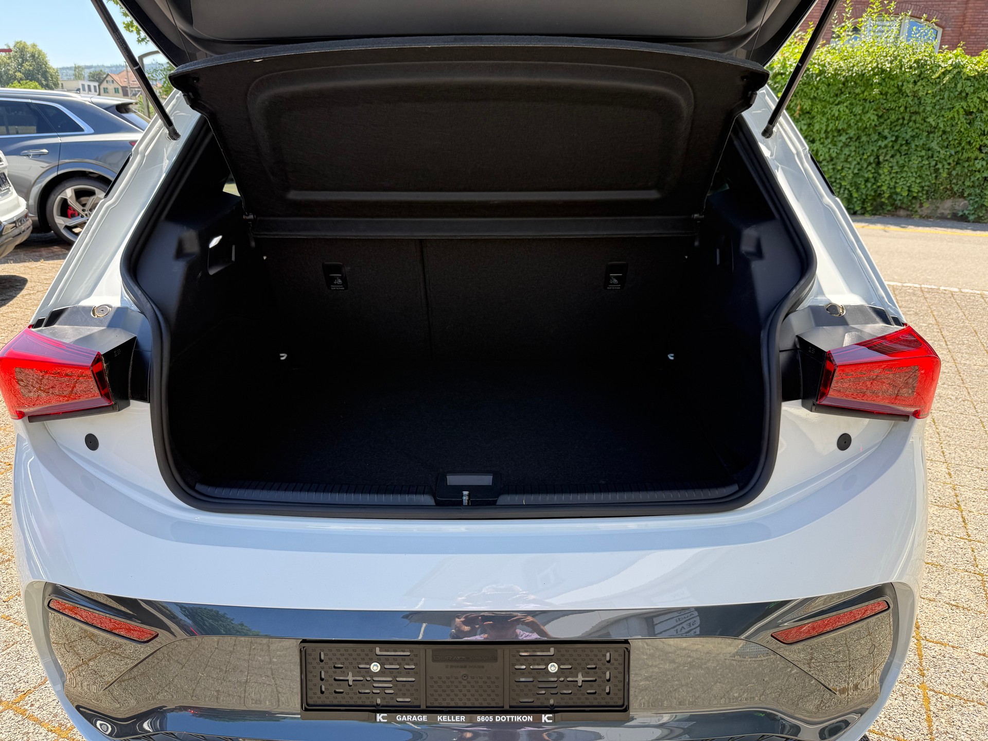 CUPRA Born 59 kWh e-Boost-image-8