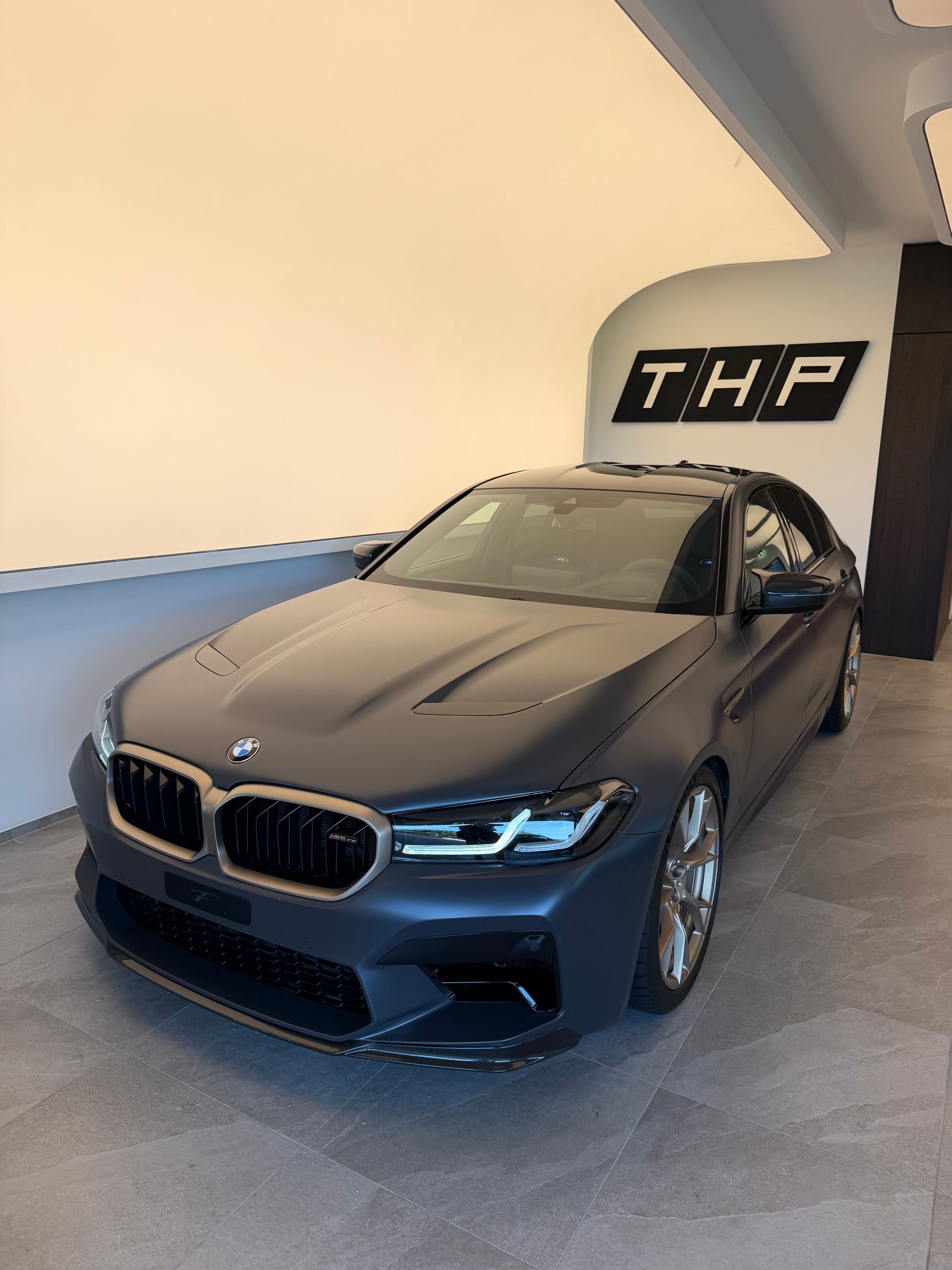 BMW M5 xDrive CS Drivelogic OHNE OPF-showroom-element-3