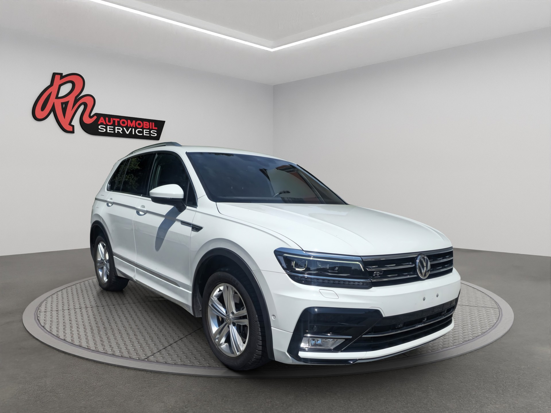 VW Tiguan 2.0 TDI SCR Highline 4Motion DSG-image-7