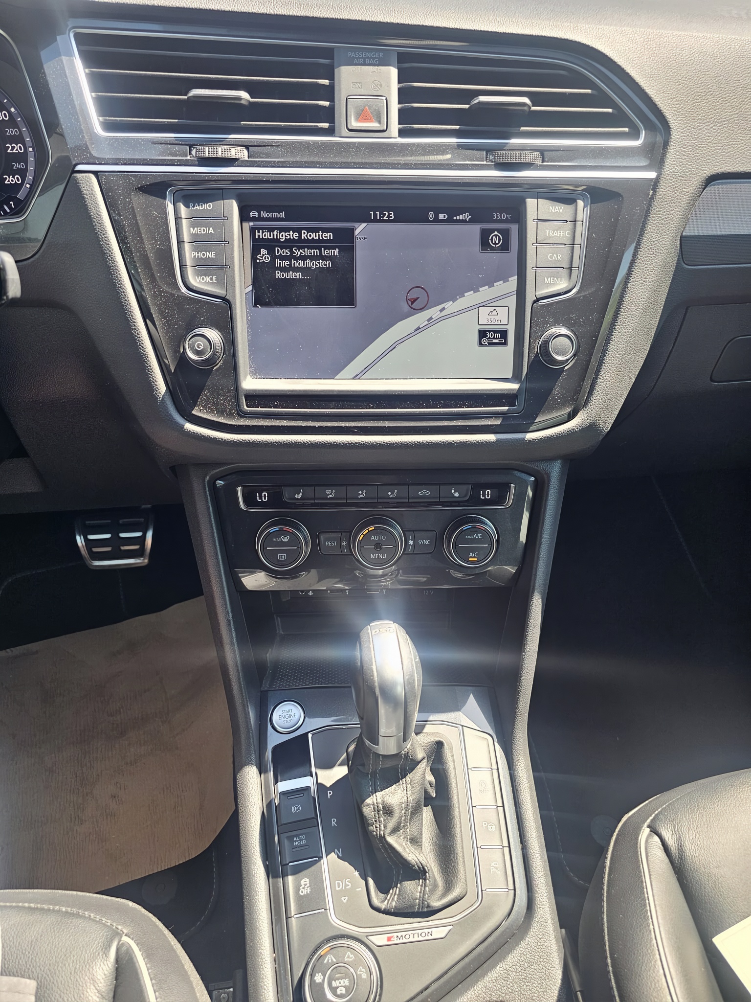 VW Tiguan 2.0 TDI SCR Highline 4Motion DSG-image-12