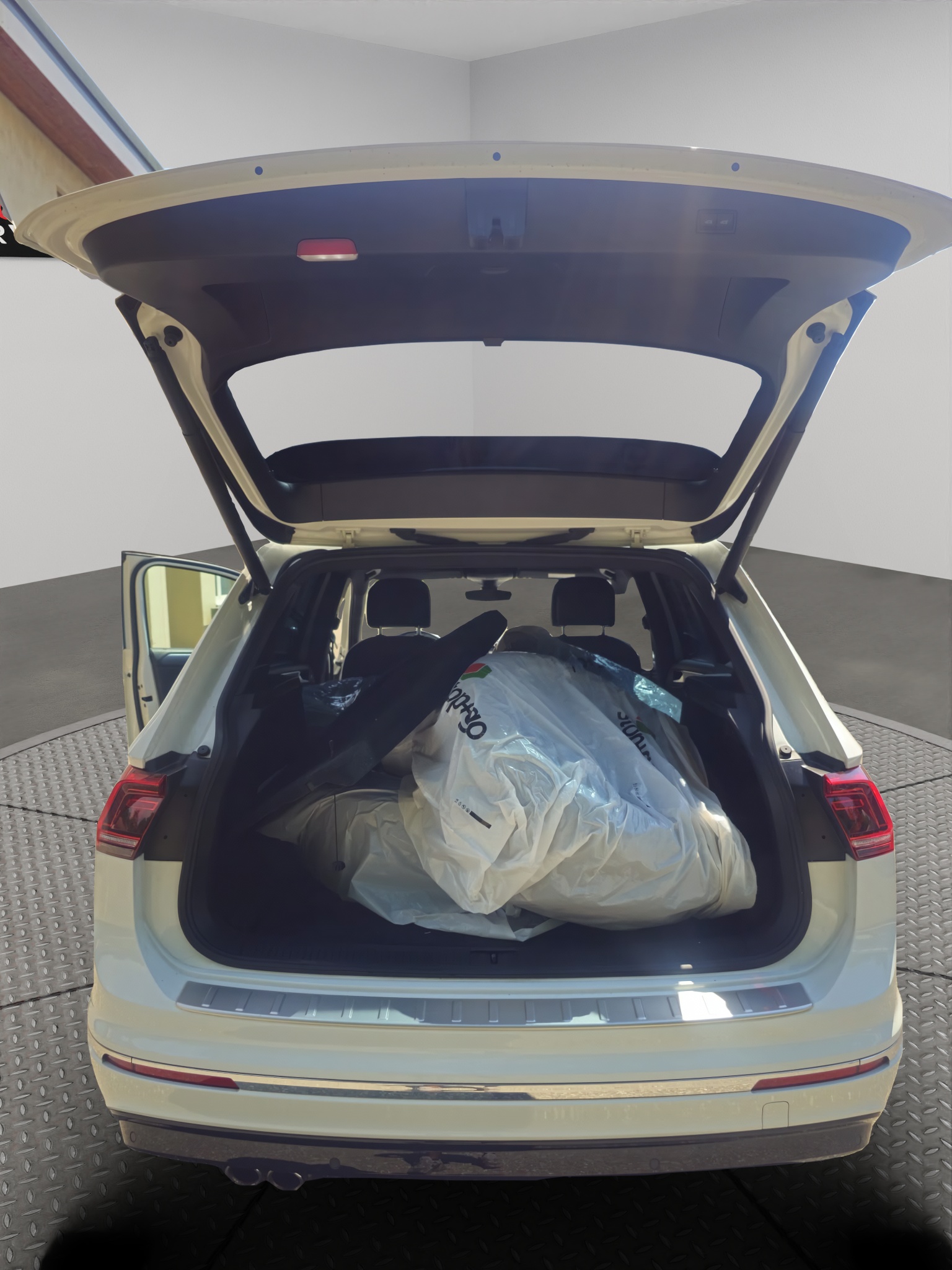 VW Tiguan 2.0 TDI SCR Highline 4Motion DSG-image-13