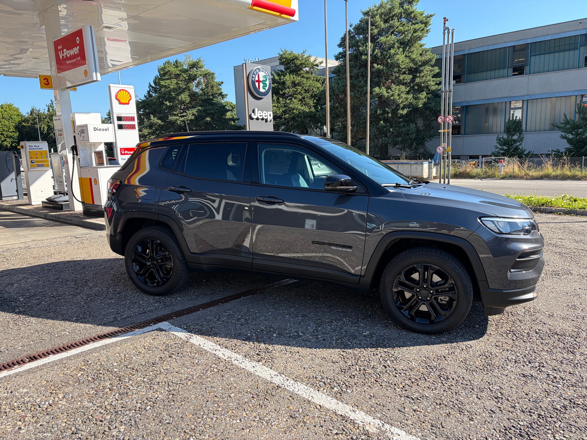 JEEP Compass 1.3 T PHEV Limited AWD-image-9