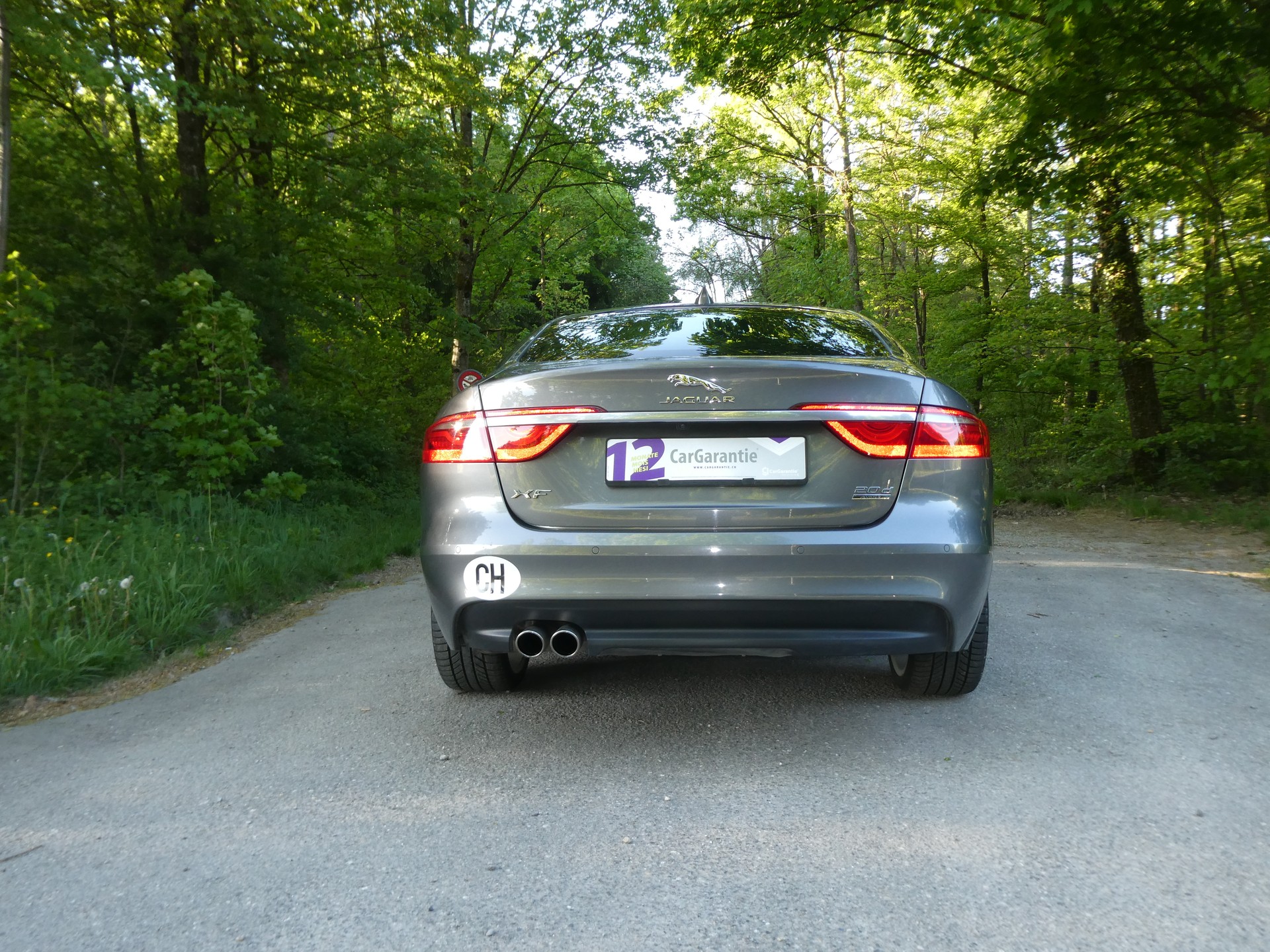 JAGUAR XF 25t R-Sport AWD Automatic-image-5