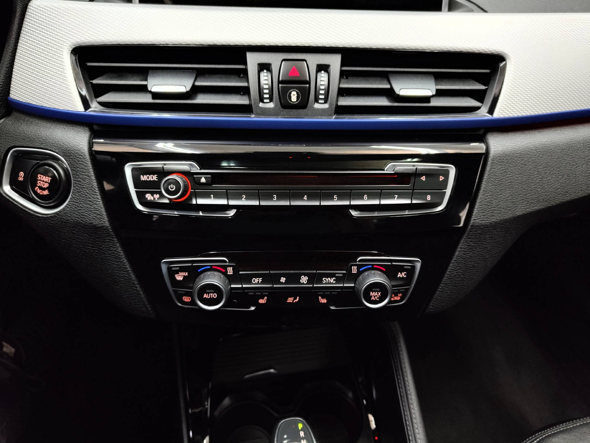 BMW X1 25d xDrive SAG M Sport Steptronic-image-11