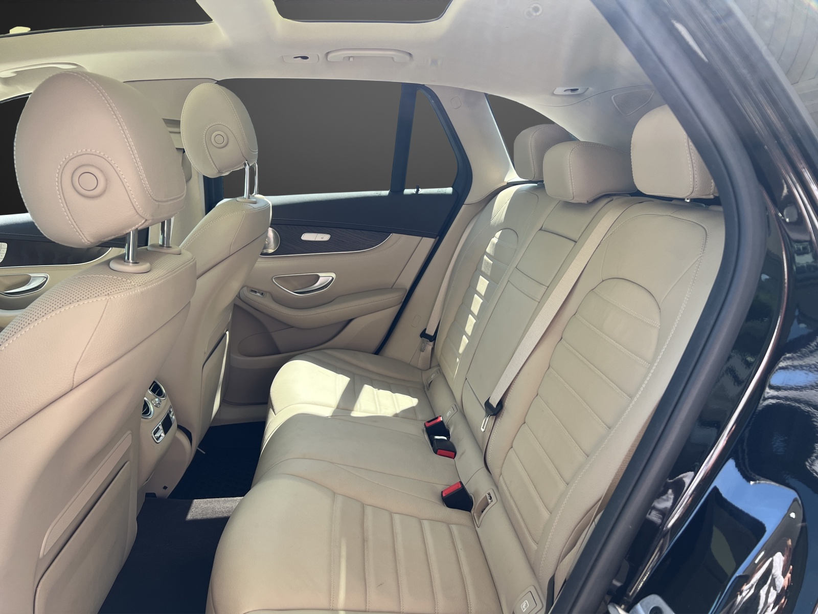 MERCEDES-BENZ GLC 400 d Off-Road 4Matic 9G-Tronic-image-12