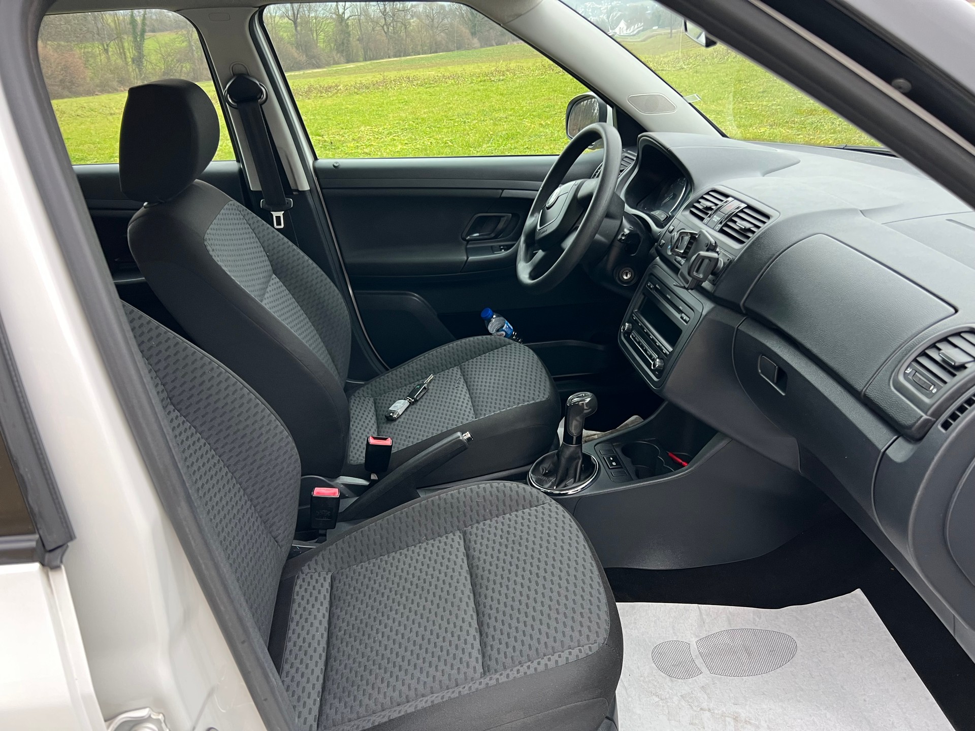 SKODA Fabia 1.2 TSI Ambition-image-5