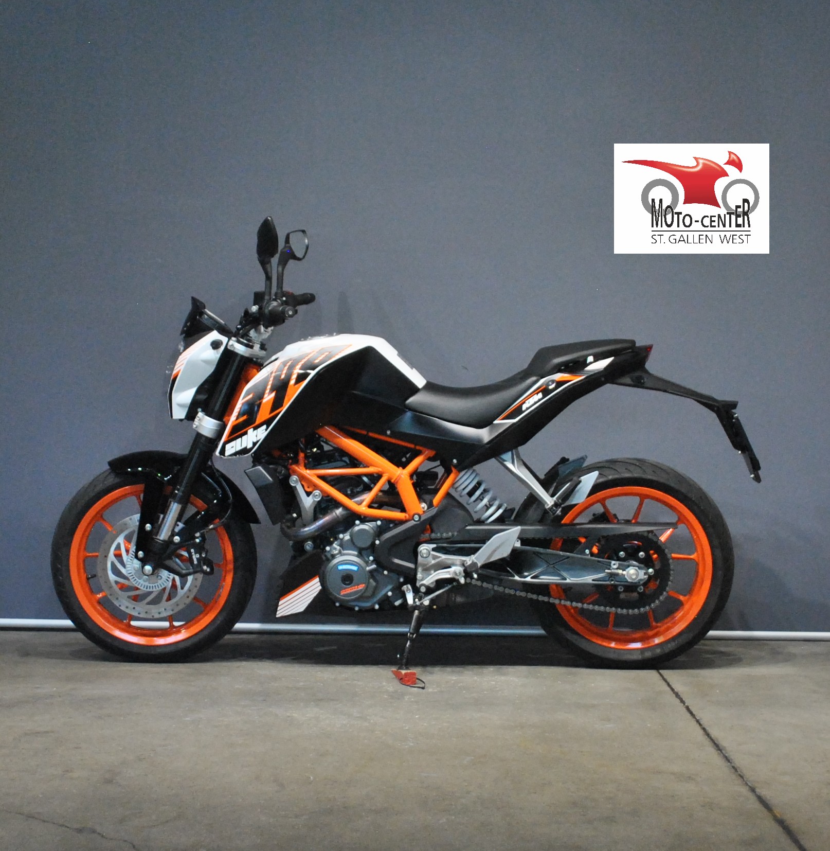 KTM 390 Duke ABS-image-2