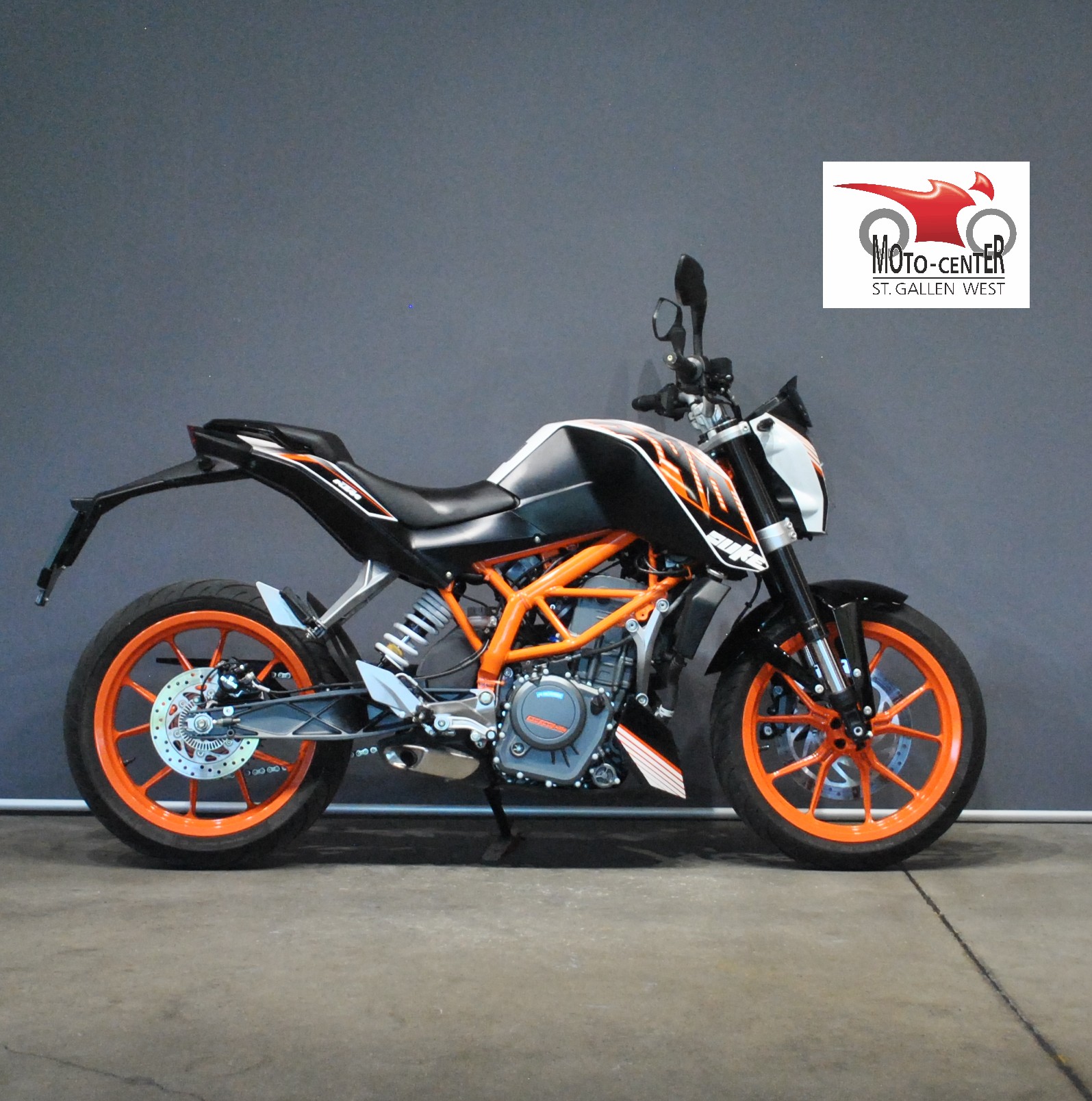 KTM 390 Duke ABS-image-1