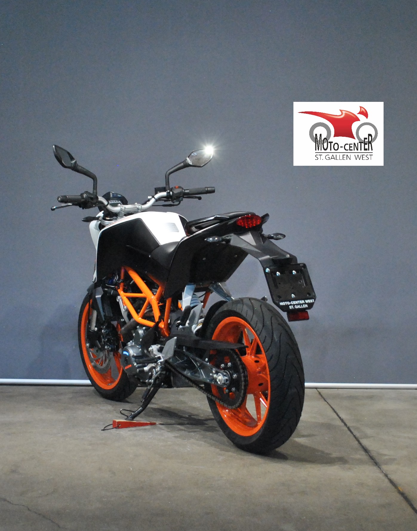 KTM 390 Duke ABS-image-3