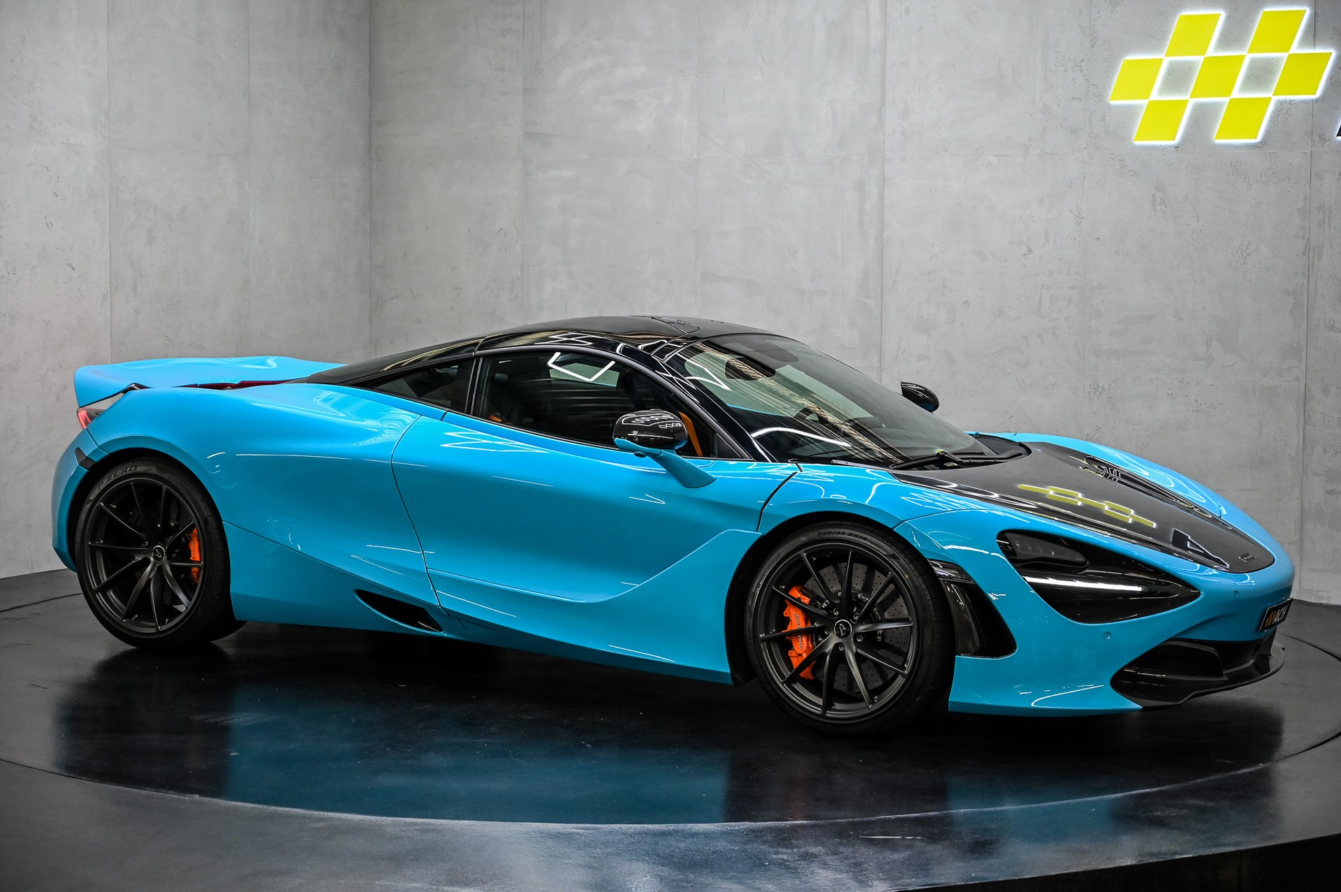 McLAREN 720S Coupé Performance 4.0 V8 SSG-image-14