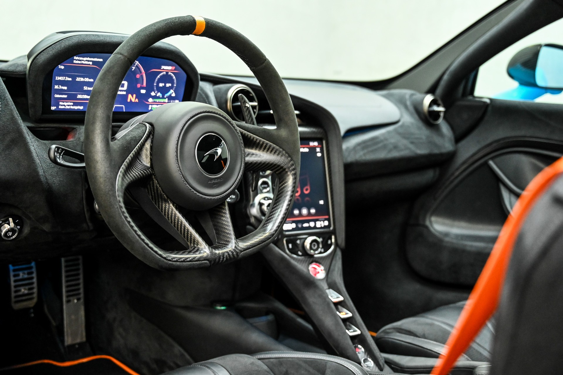 McLAREN 720S Coupé Performance 4.0 V8 SSG-image-30