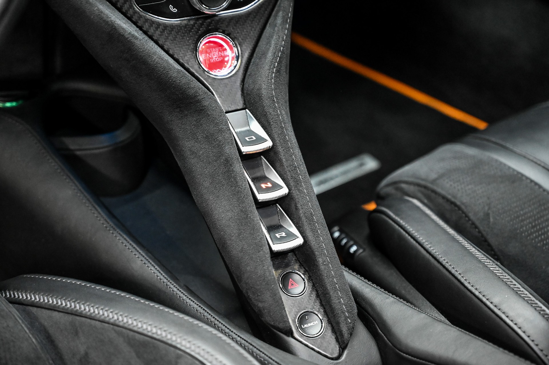 McLAREN 720S Coupé Performance 4.0 V8 SSG-image-32