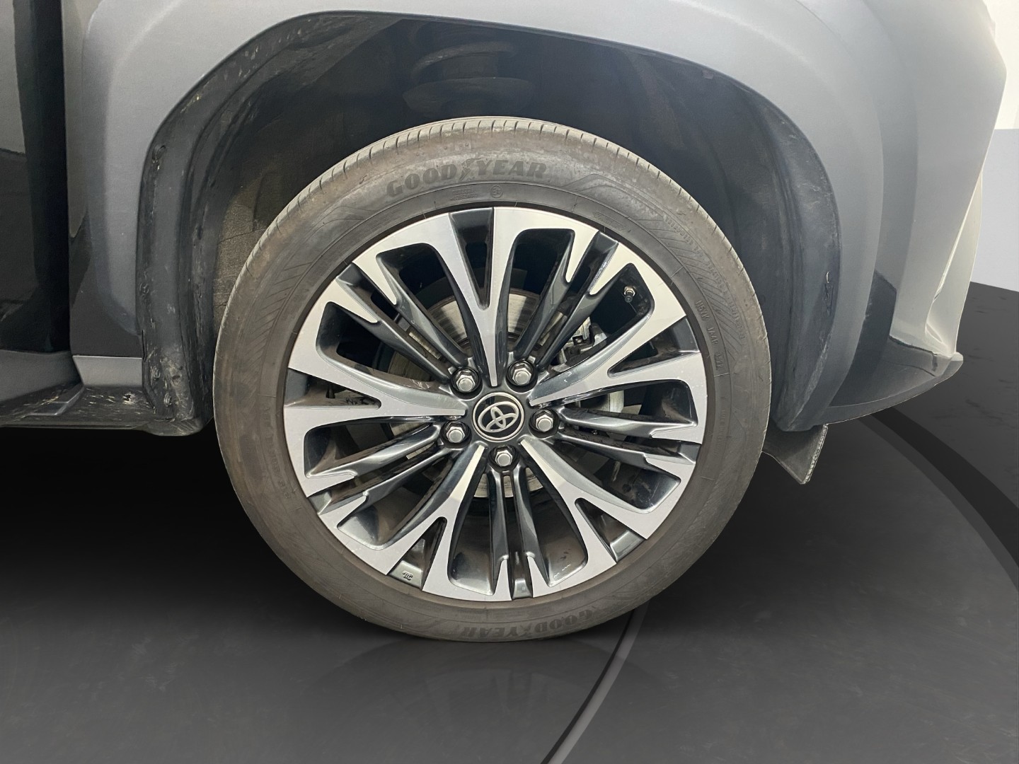 TOYOTA Yaris Cross 1.5 Trend e-CVT AWDi-image-25