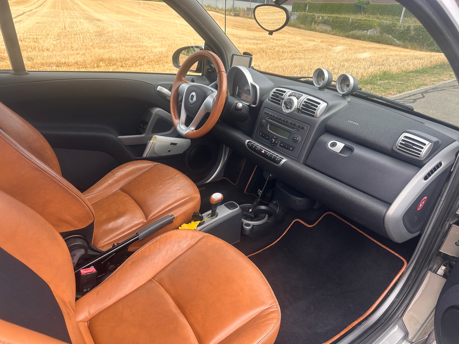 SMART fortwo pure softouch-showroom-element-1