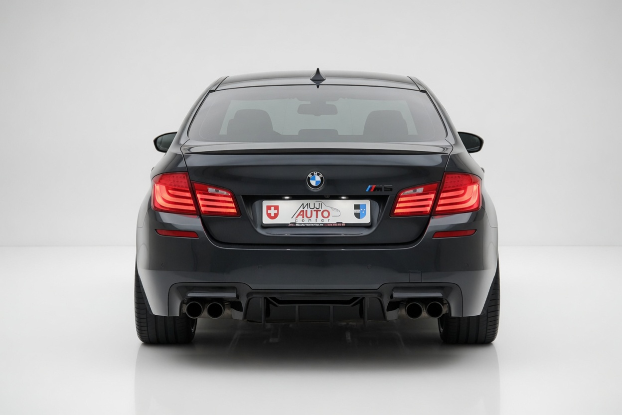 BMW M5 Competition Drivelogic-showroom-element-3