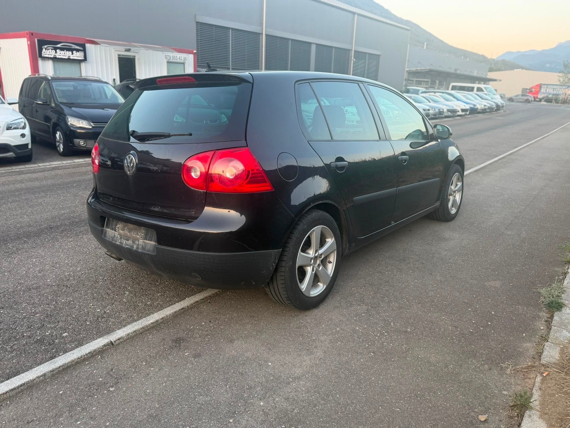 VW Golf 2.0 TDI Comfortline 4Motion-image-4