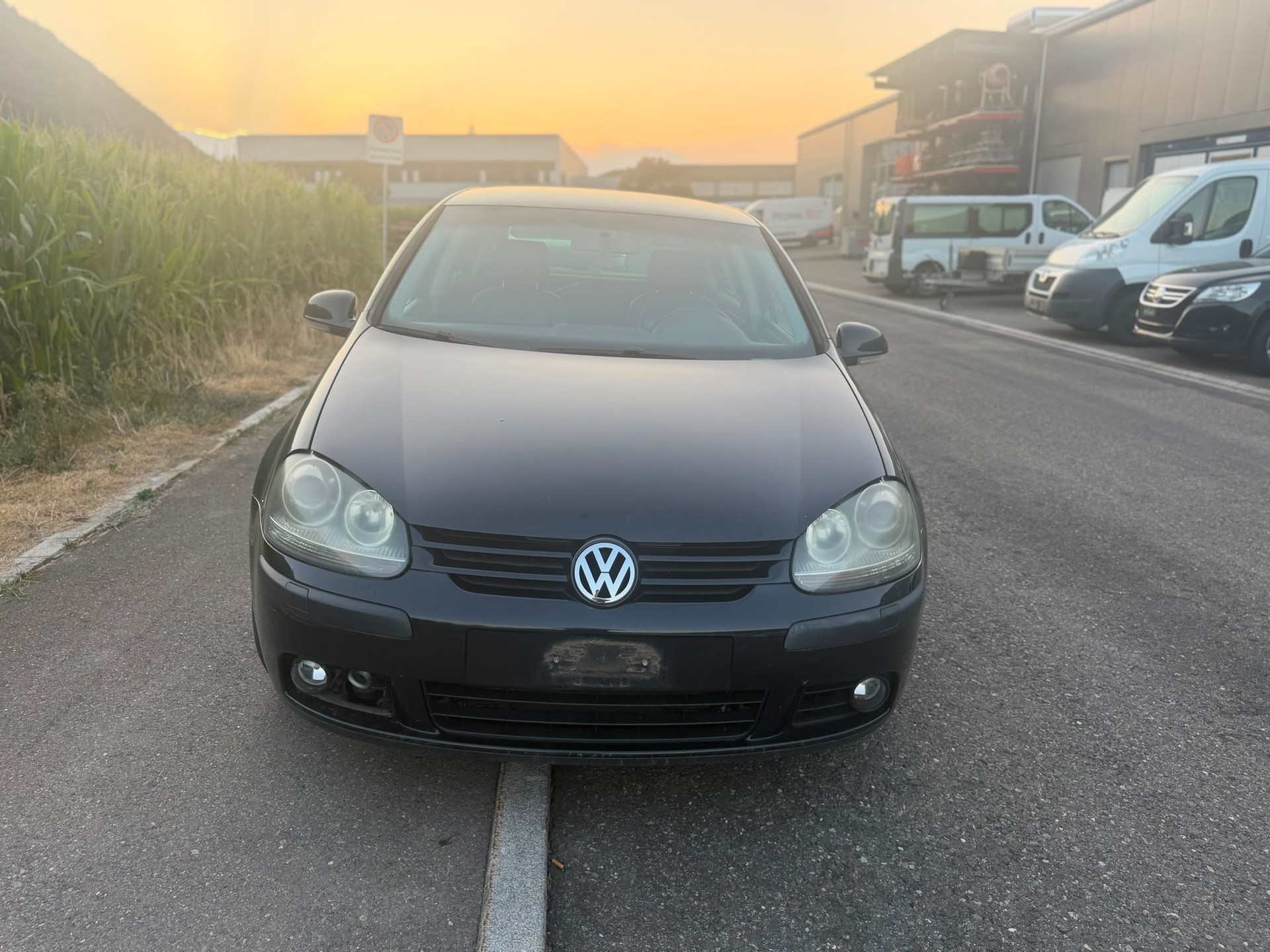 VW Golf 2.0 TDI Comfortline 4Motion-image-2