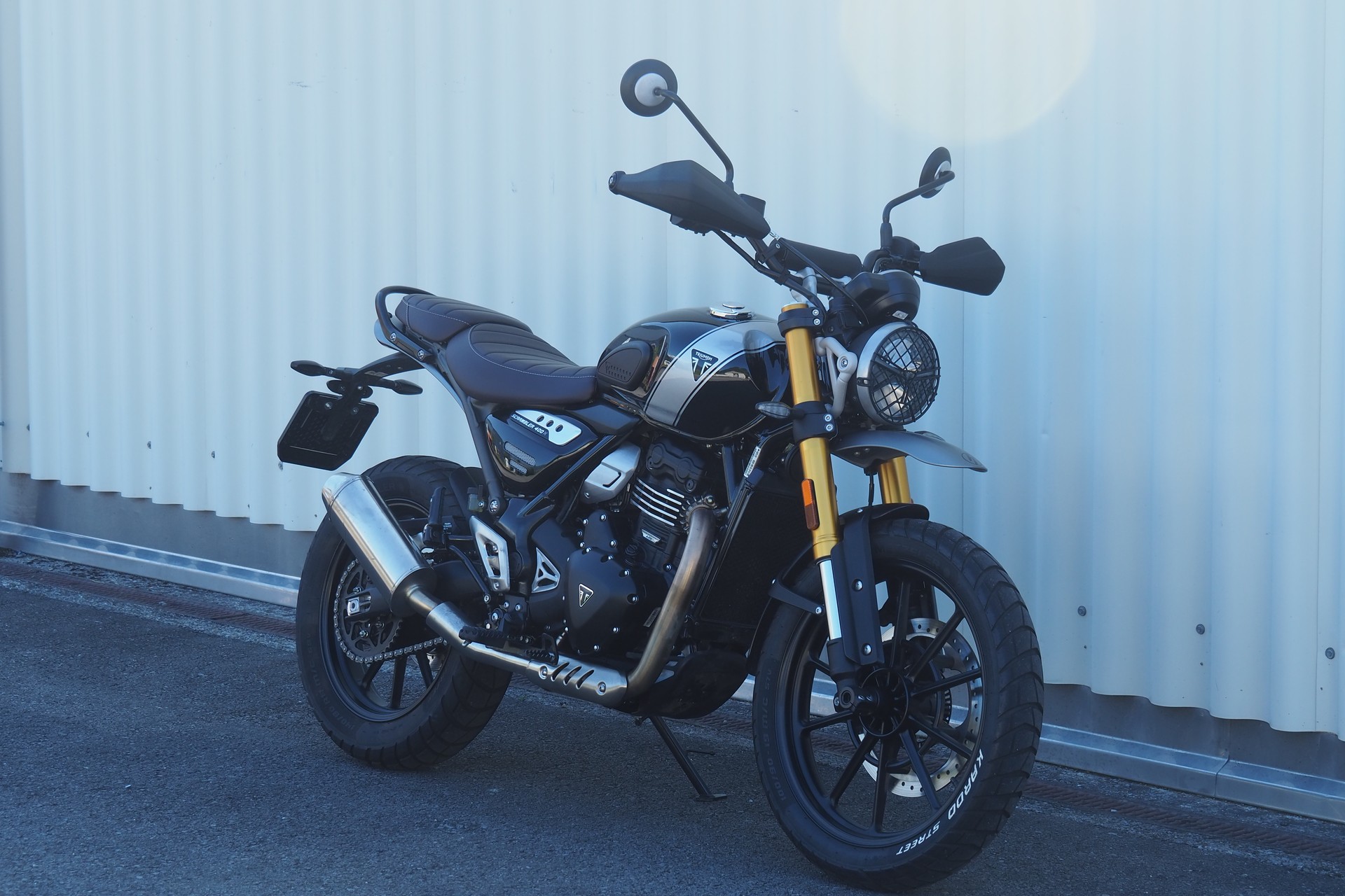 TRIUMPH Scrambler 400 X-image-2