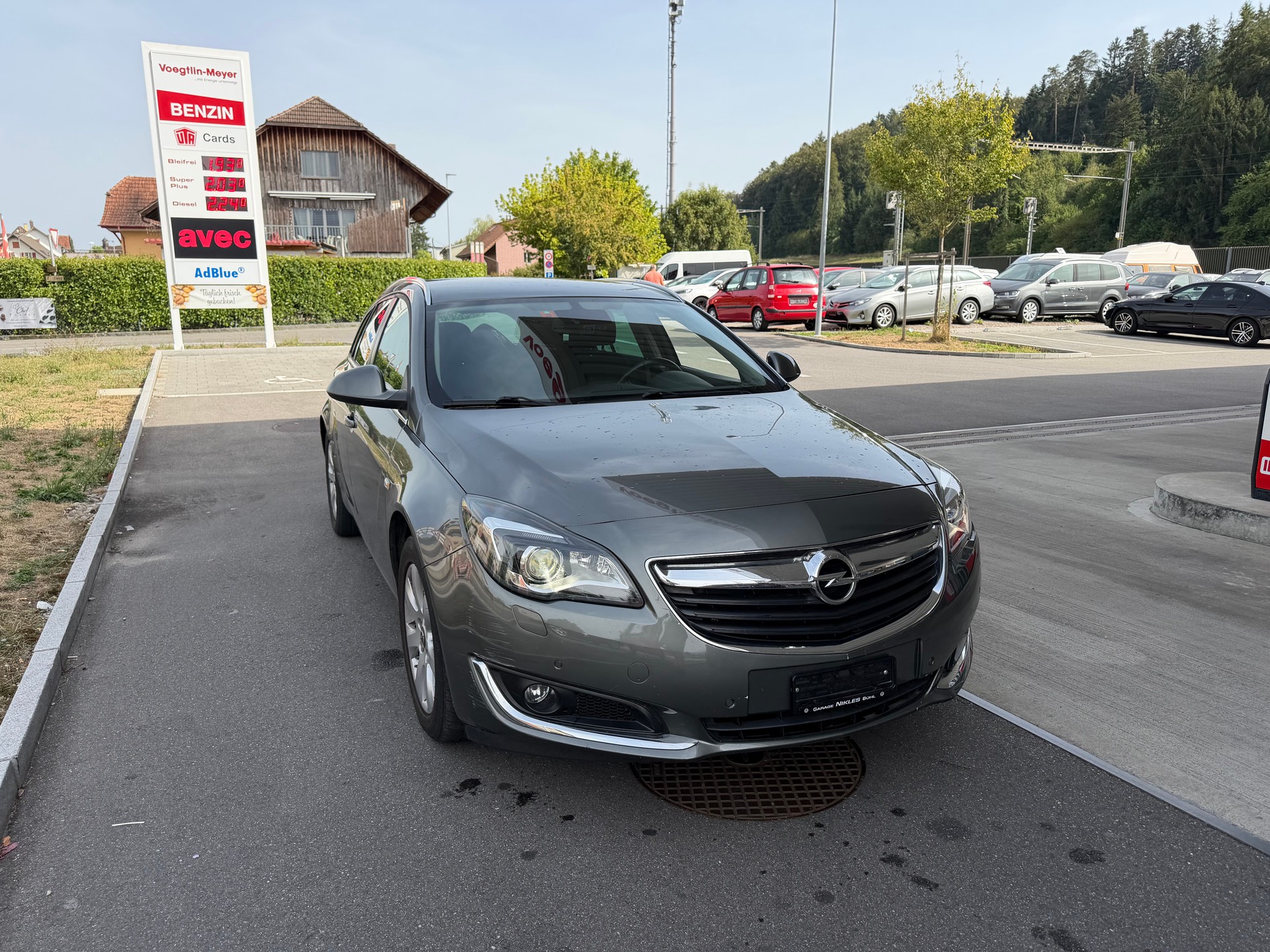 OPEL Insignia Sports Tourer 1.6 CDTI Edition Automatic-frisch ab Mfk