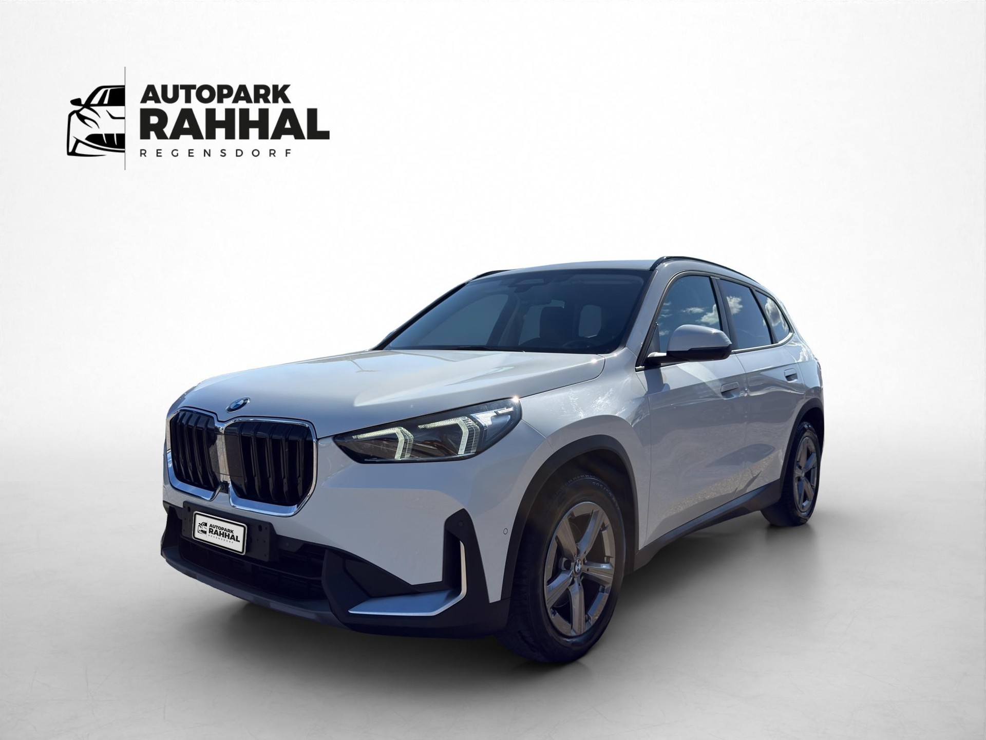 BMW X1 20d xDrive * GARANTIE INKLUSIVE * ANHÄNGERKUPPLUNG * PACK INNOVATION * 360° KAMERA *