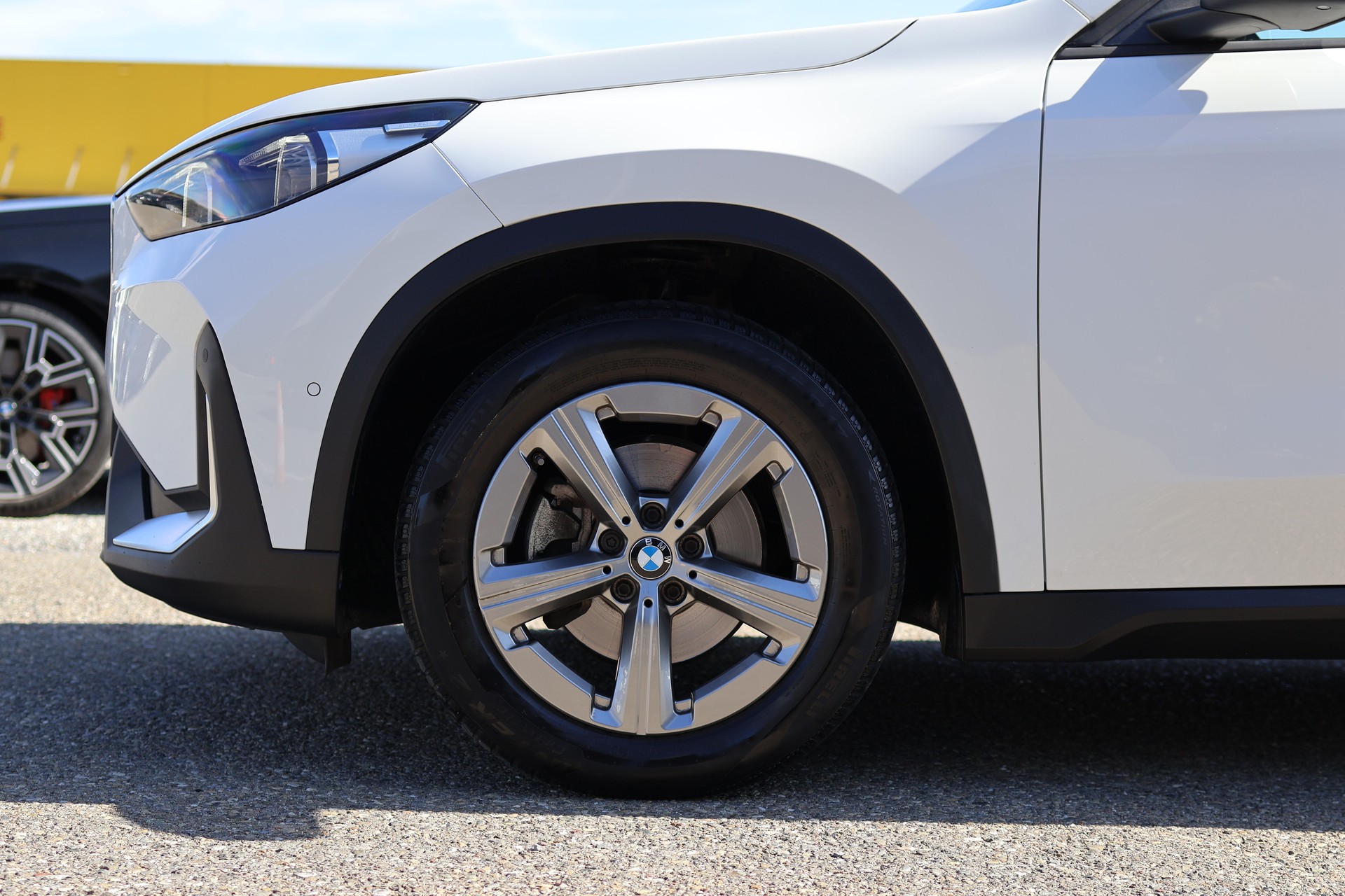 BMW X1 20d xDrive * GARANTIE INKLUSIVE * ANHÄNGERKUPPLUNG * PACK INNOVATION * 360° KAMERA *-image-10