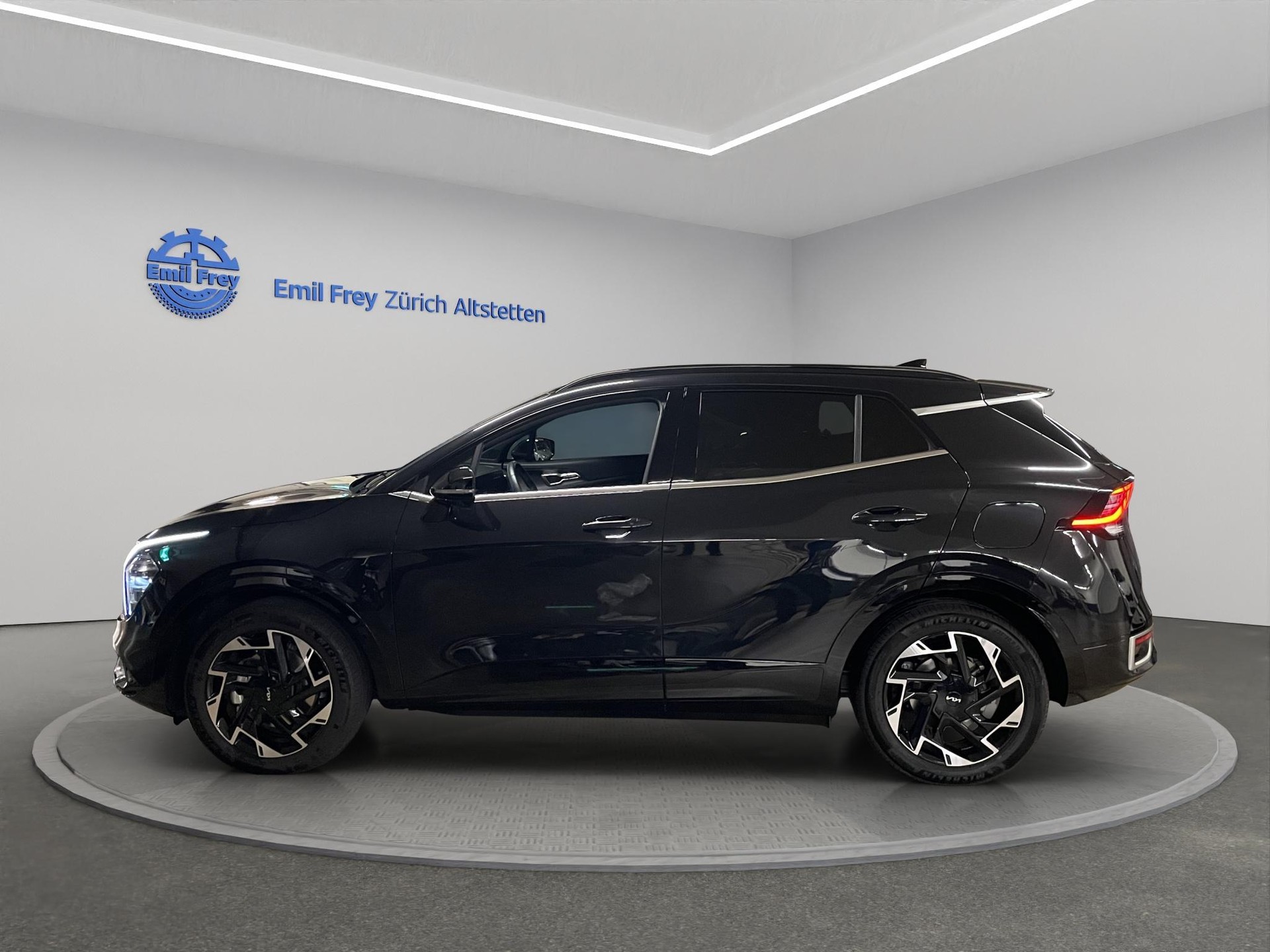 KIA Sportage 1.6 T-GDi PHEV GT-Line-image-4