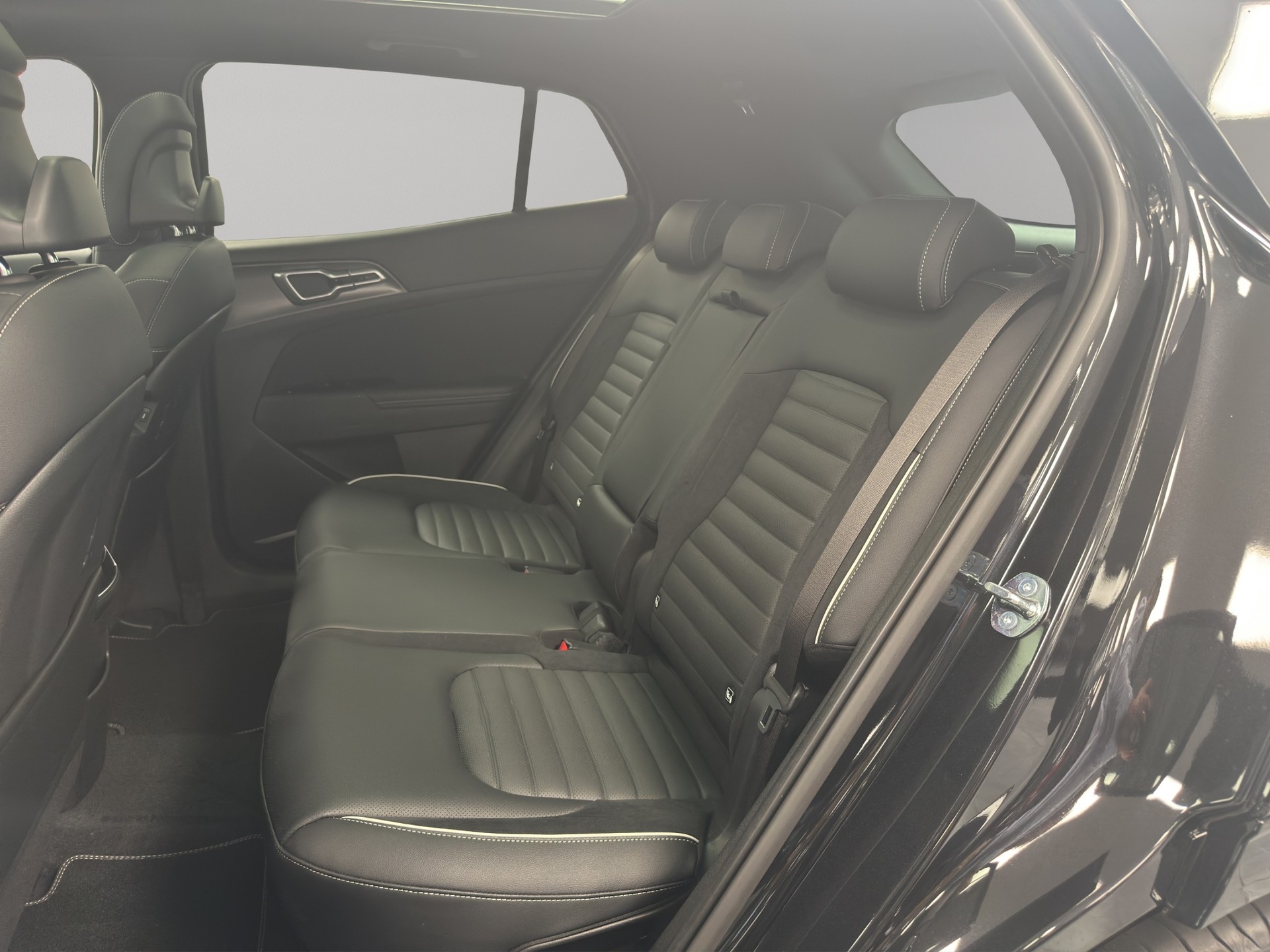 KIA Sportage 1.6 T-GDi PHEV GT-Line-image-21