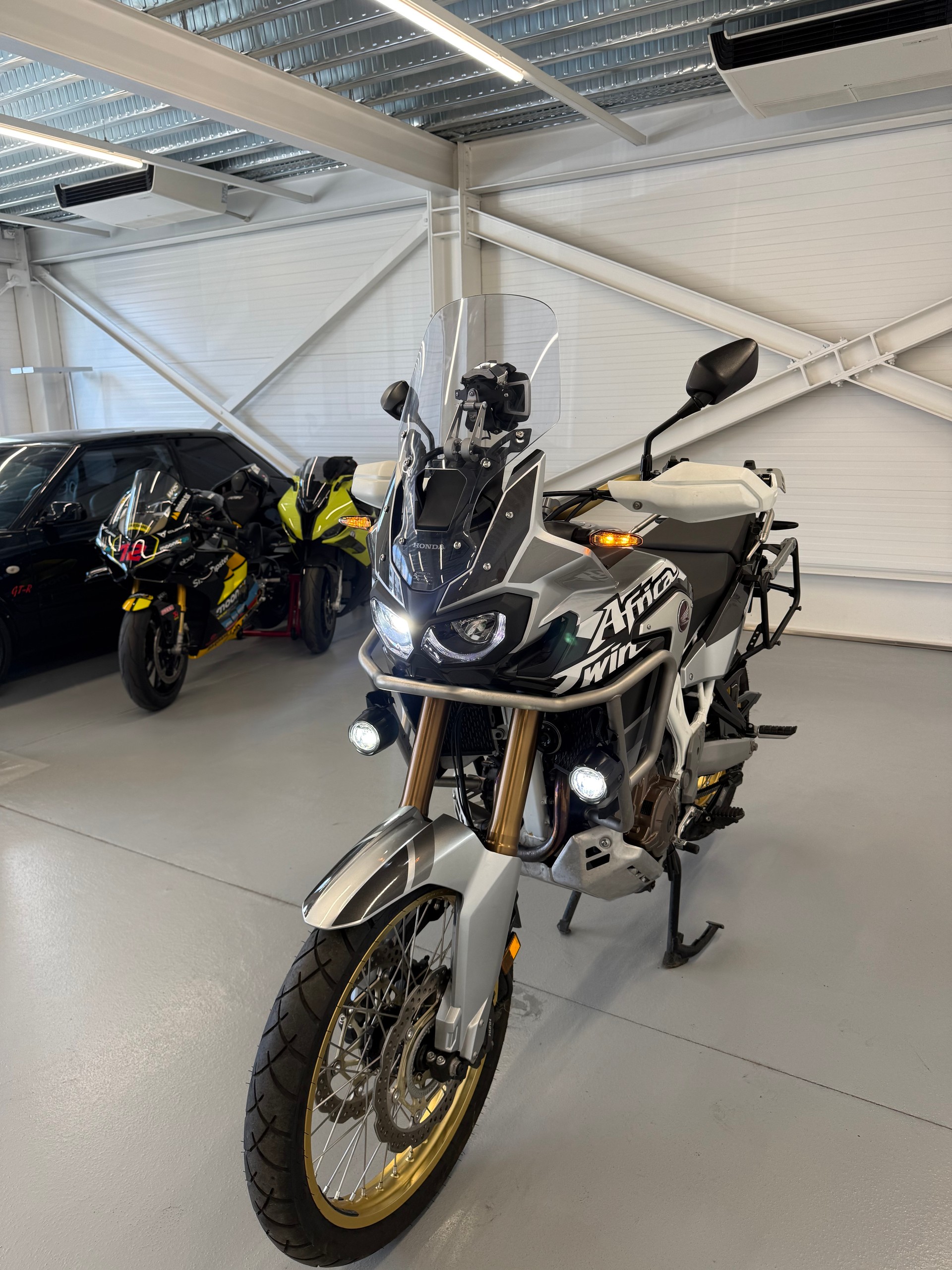 HONDA CRF 1000A Adventure Africa Twin-image-7