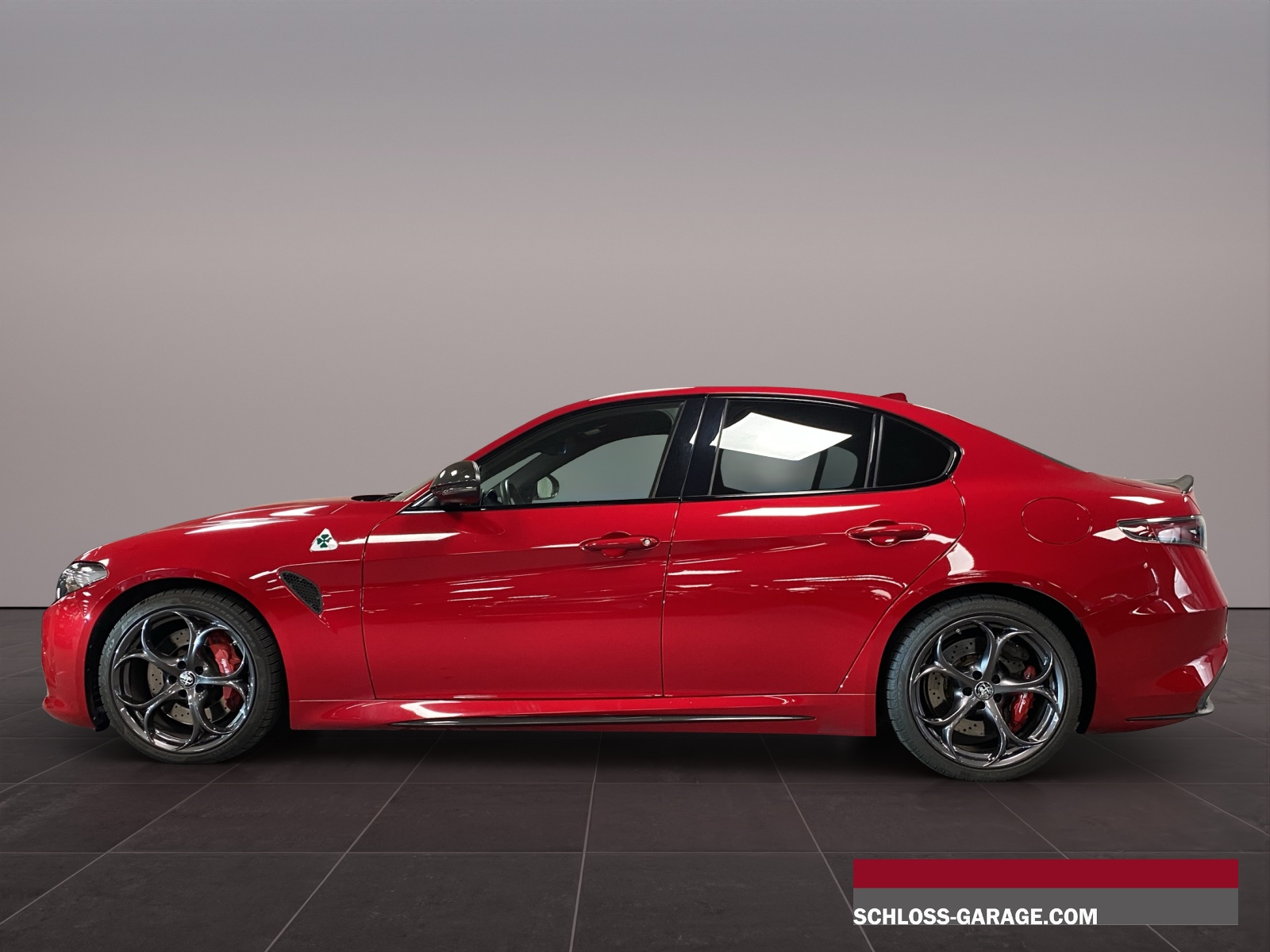 ALFA ROMEO Giulia 2.9 V6 Biturbo Quad-showroom-element-2
