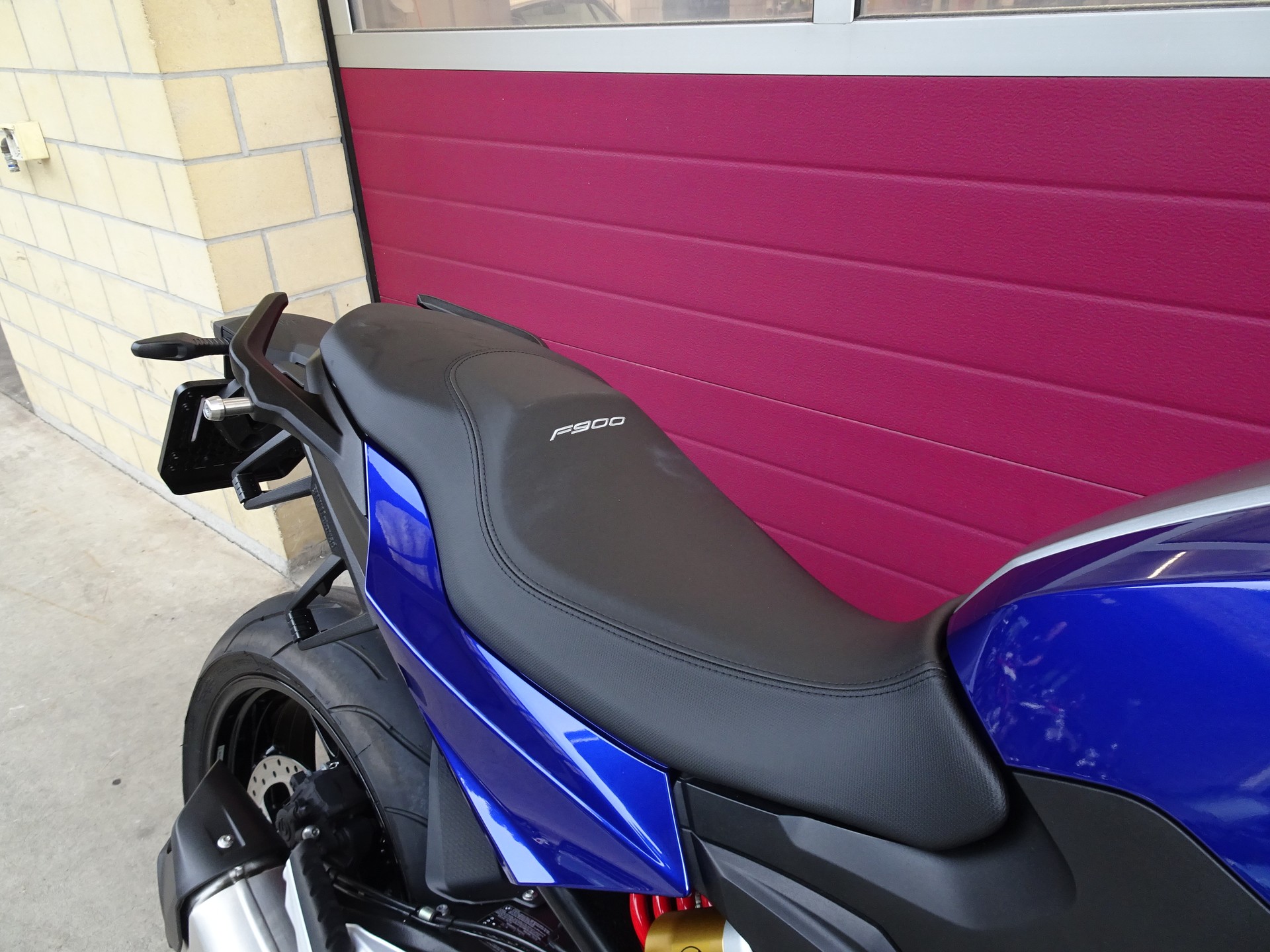 BMW F 900 R A2 ABS-image-6