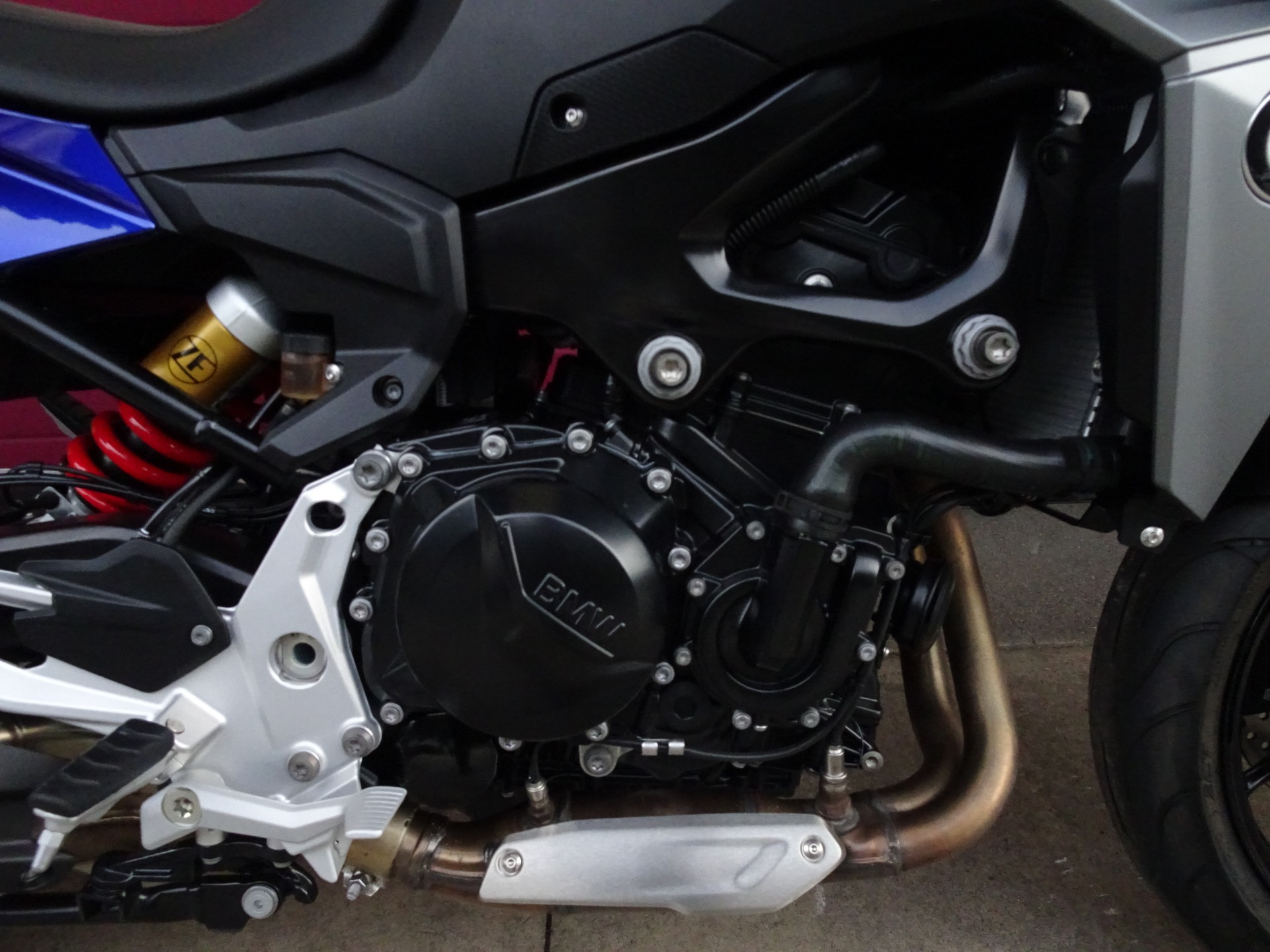BMW F 900 R A2 ABS-image-9