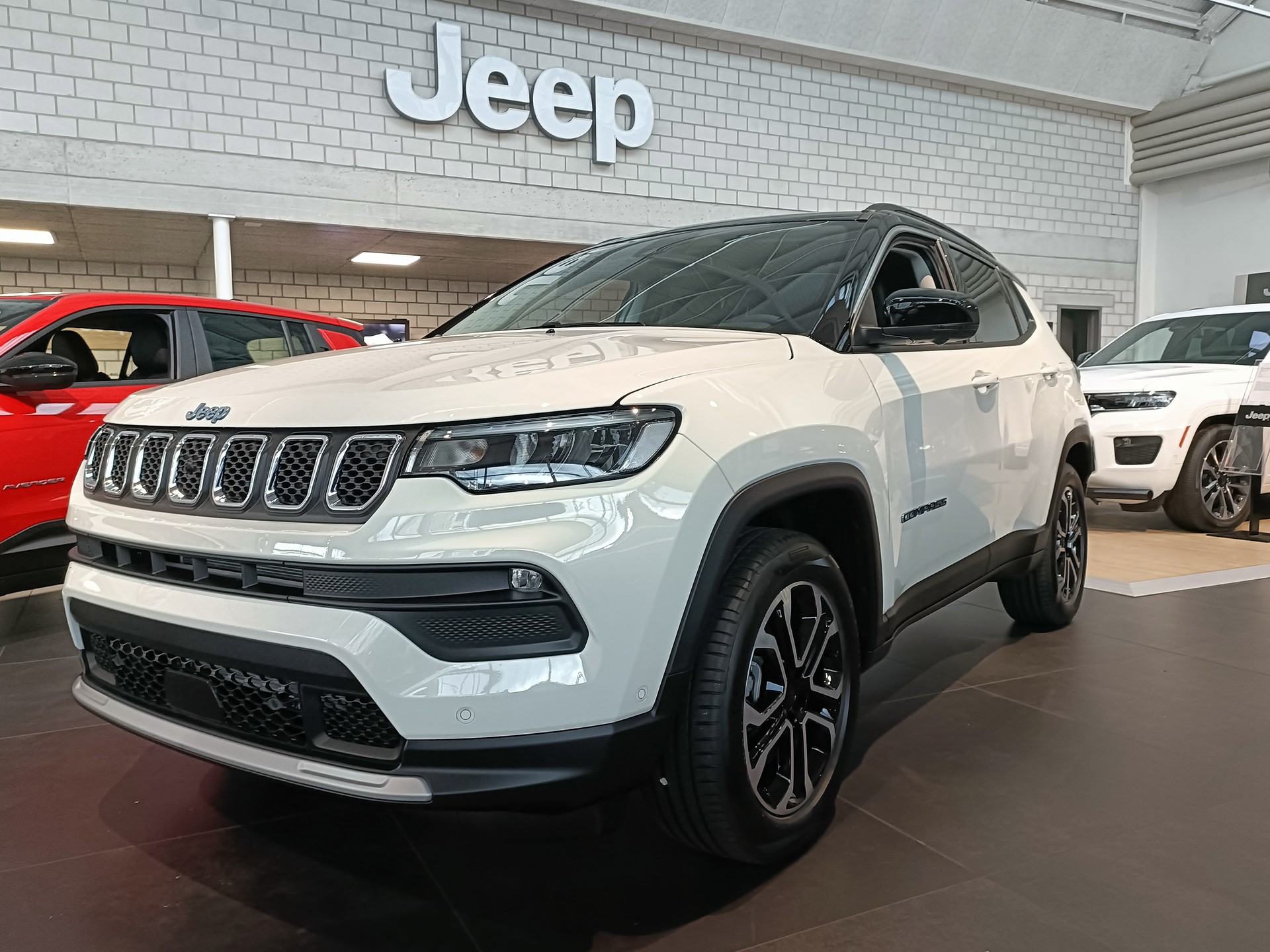 JEEP COMPASS 4xe 1.3 240cv Swiss