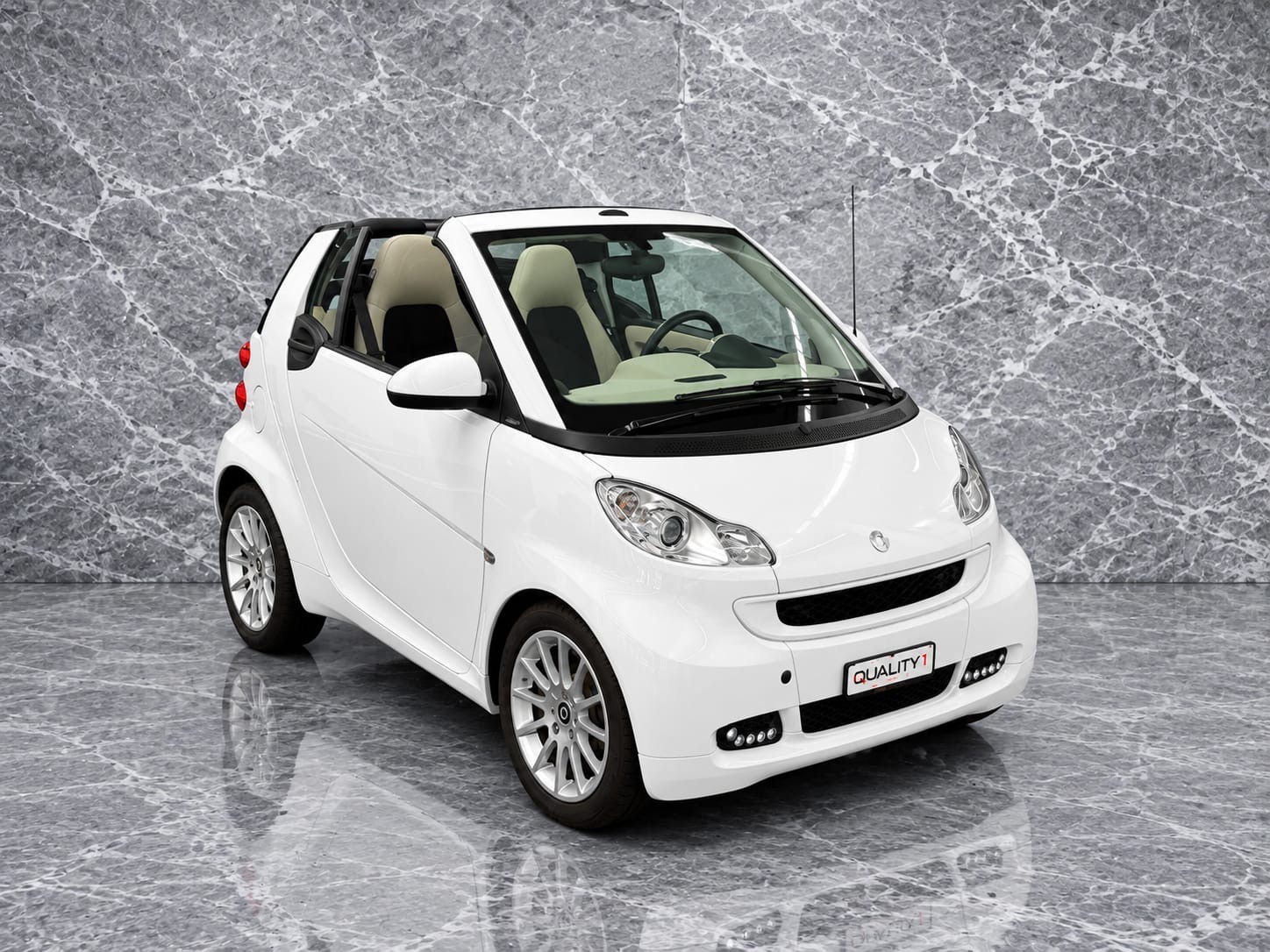 SMART fortwo Cabrio passion mhd softouch-showroom-element-1