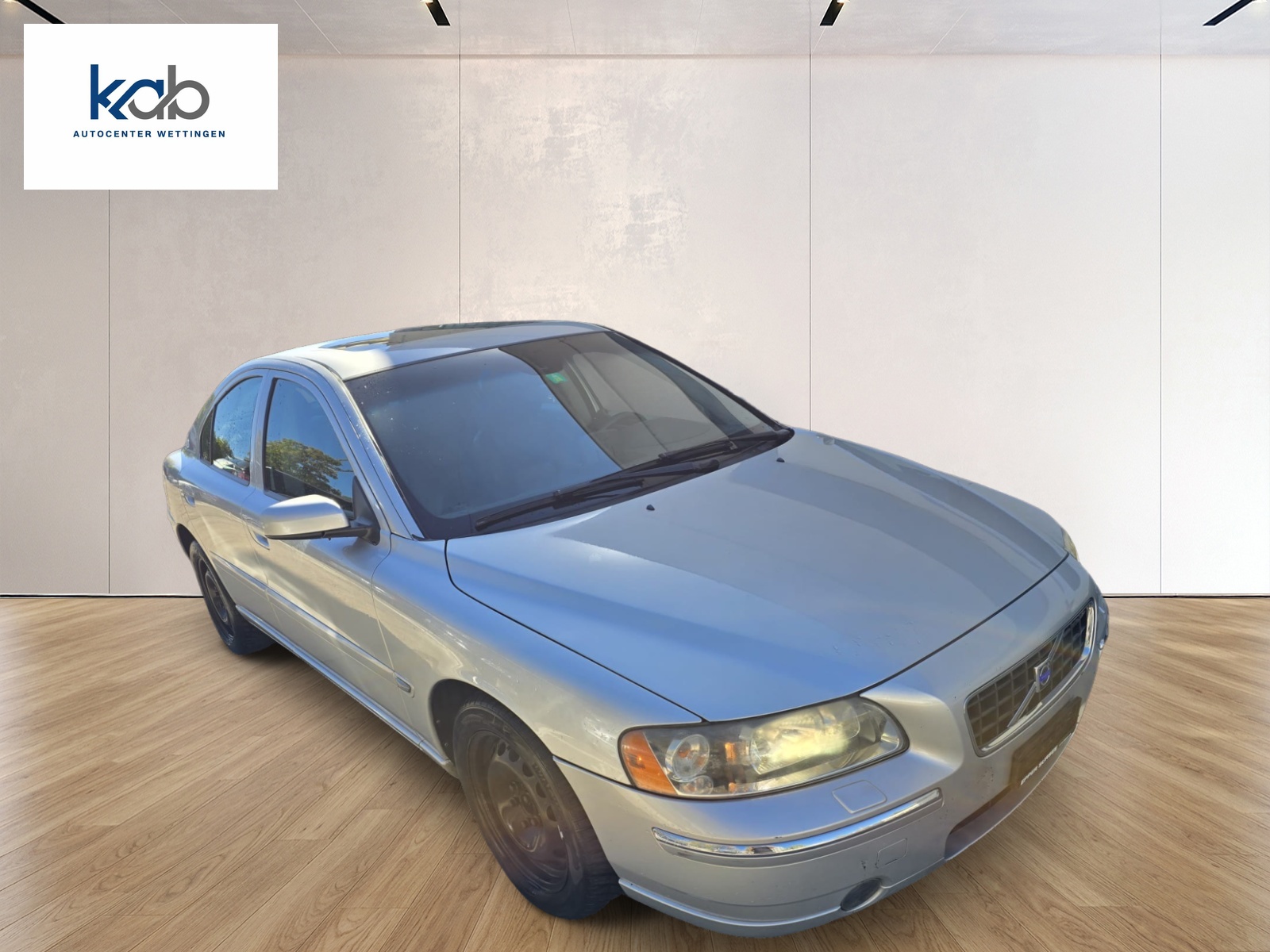 VOLVO S60 2.5T Kinetic-showroom-element-2
