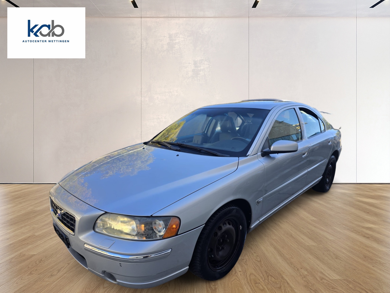 VOLVO S60 2.5T Kinetic