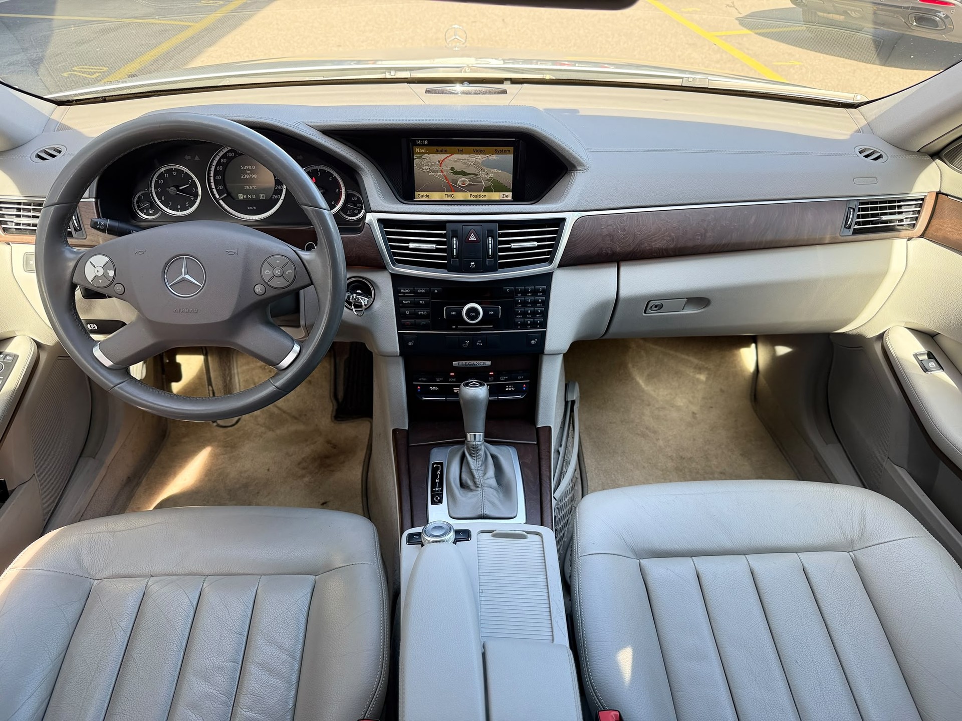 MERCEDES-BENZ E 220 CDI BlueEF My Star Kombi-image-10