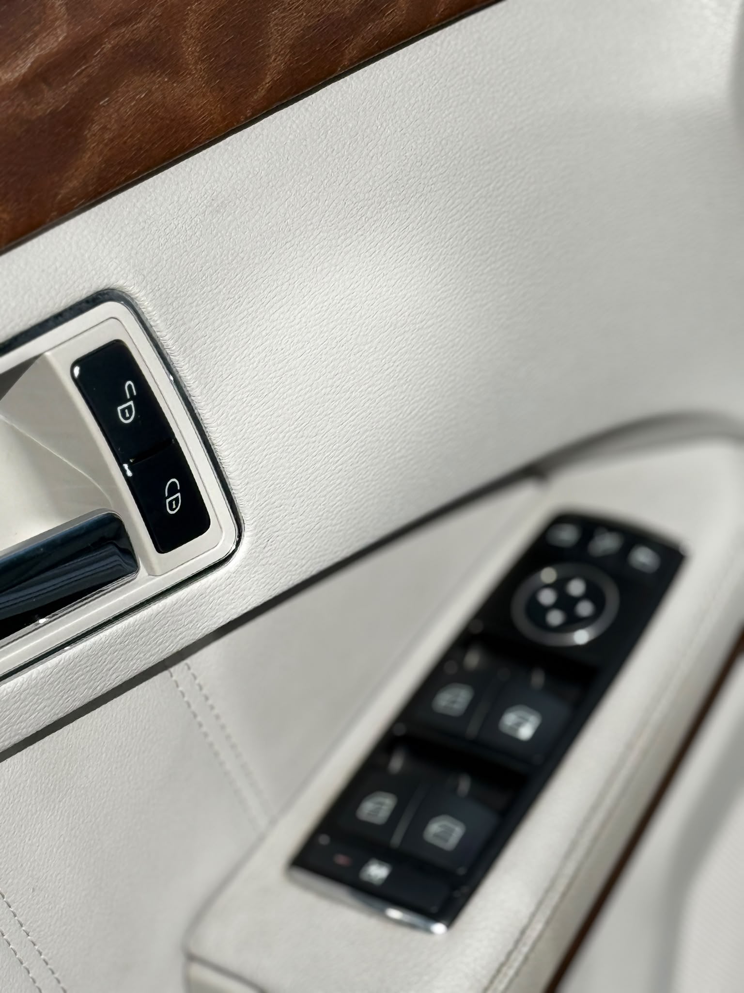 MERCEDES-BENZ E 220 CDI BlueEF My Star Kombi-image-7