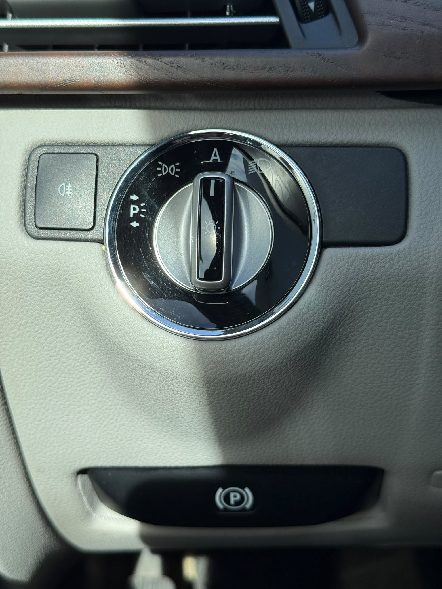 MERCEDES-BENZ E 220 CDI BlueEF My Star Kombi-image-16