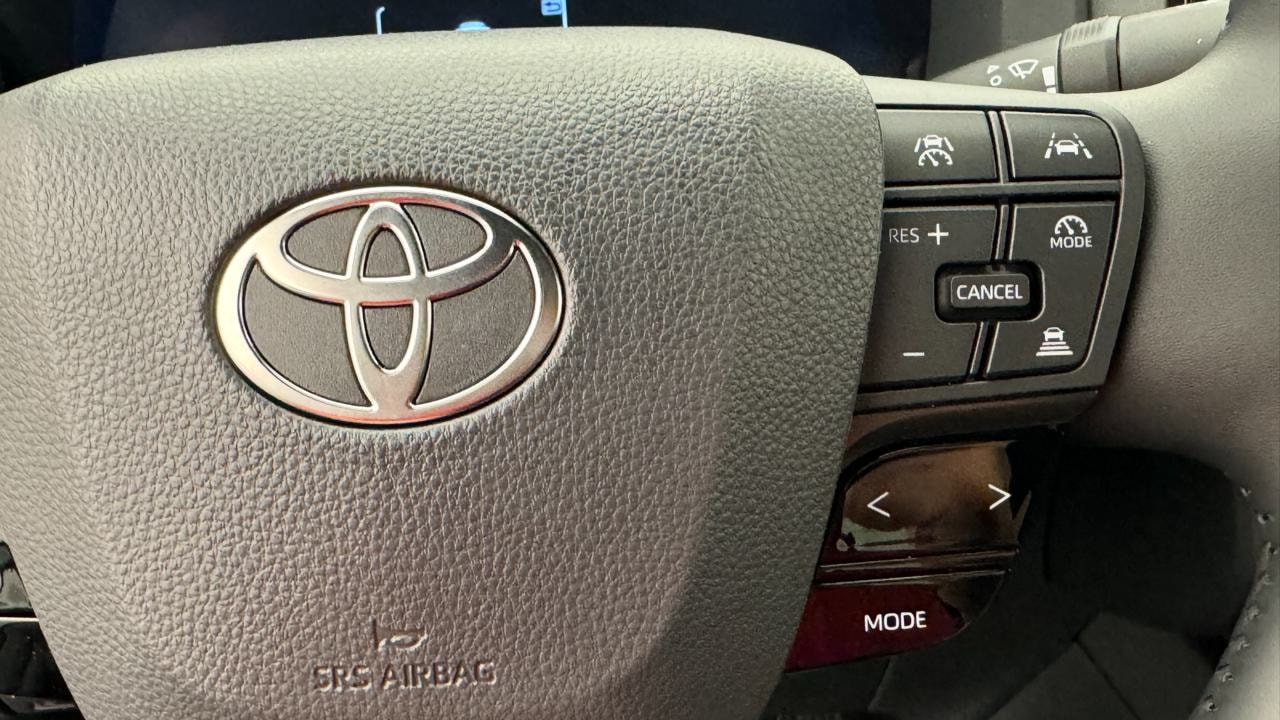 TOYOTA C-HR 2.0 PHEV CVT Style-image-10