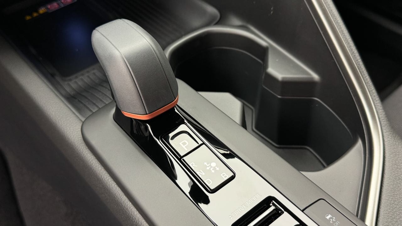 TOYOTA C-HR 2.0 PHEV CVT Style-image-11