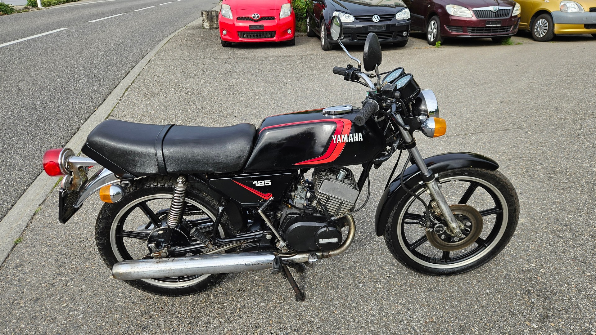 YAMAHA RD 125 DX-image-4