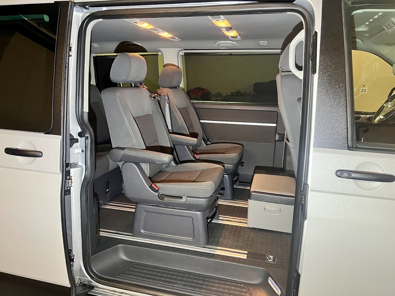 VW T5 Multivan 2.0 Bi-TDI CR Gravus 4Motion-image-14