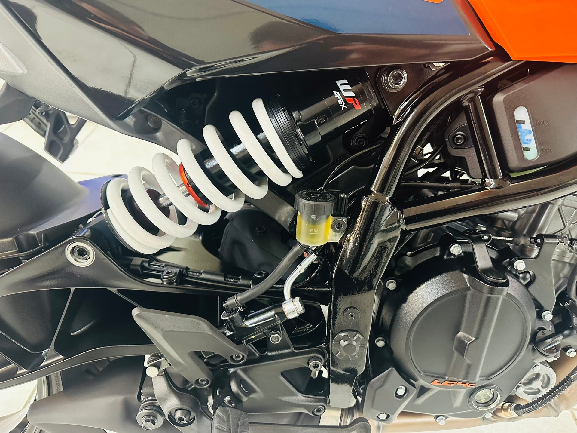 KTM 125 Duke 2024-image-3