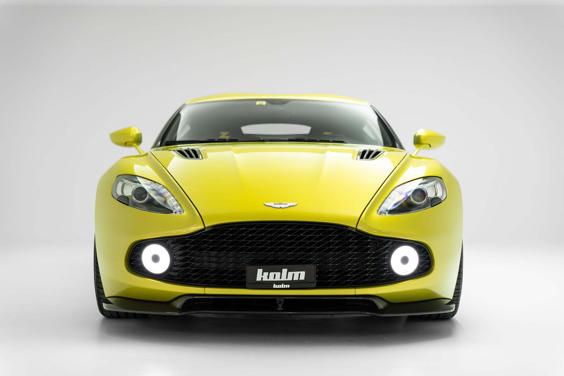 ASTON MARTIN Vanquish Zagato-showroom-element-1