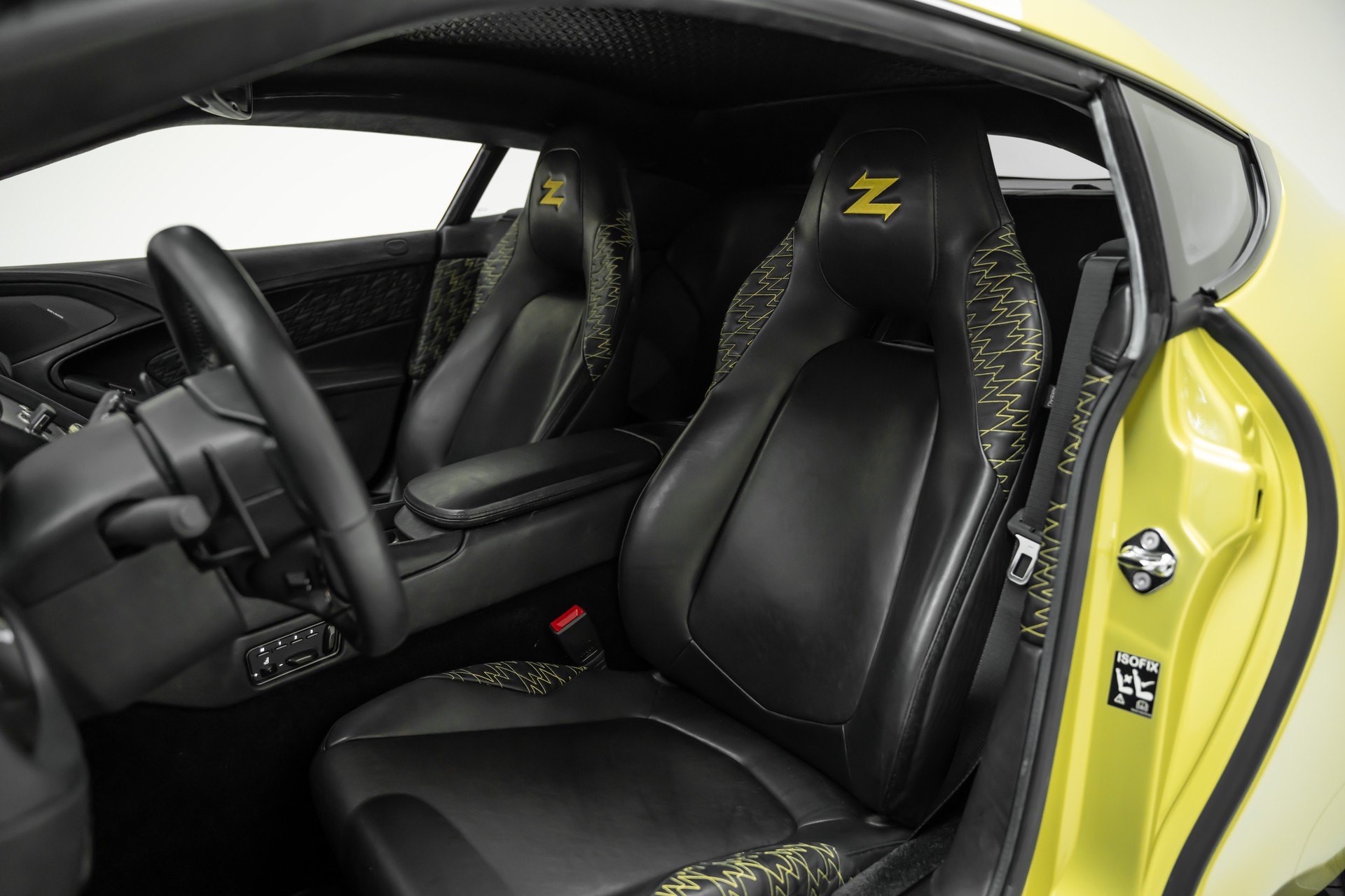 ASTON MARTIN Vanquish Zagato-image-11