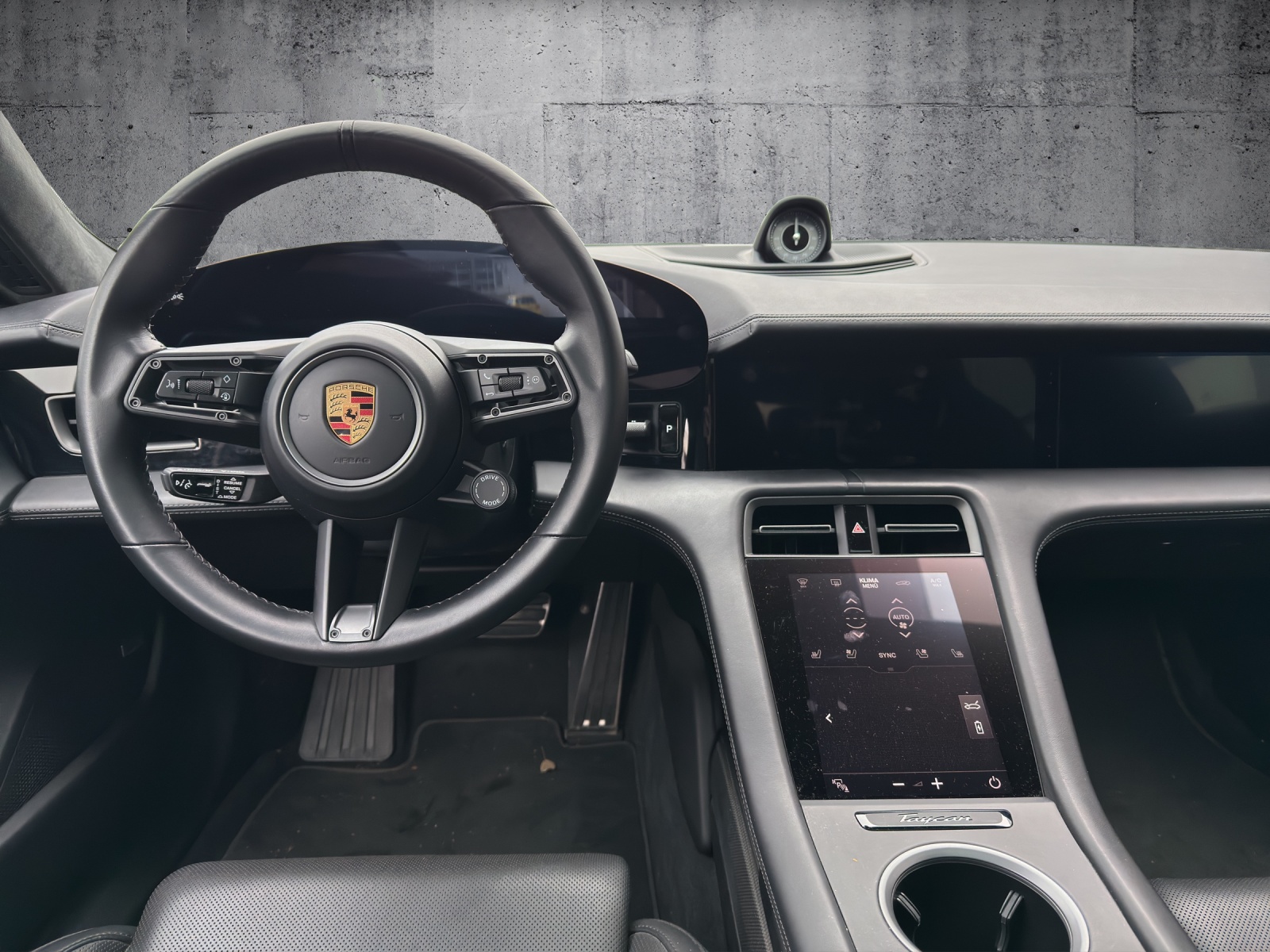 PORSCHE Taycan Turbo S-image-6